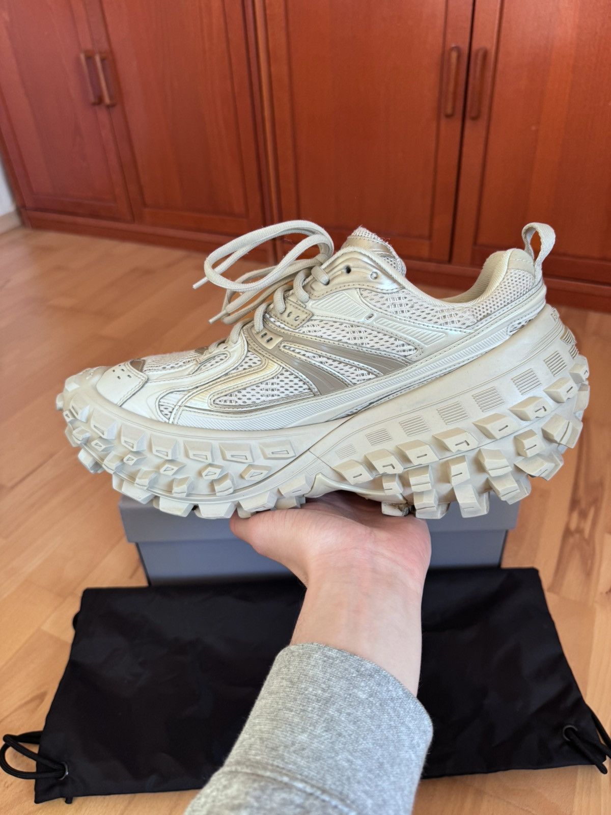 Balenciaga Balenciaga Defender Beige Size US 10 / EU 43 - 5 Thumbnail