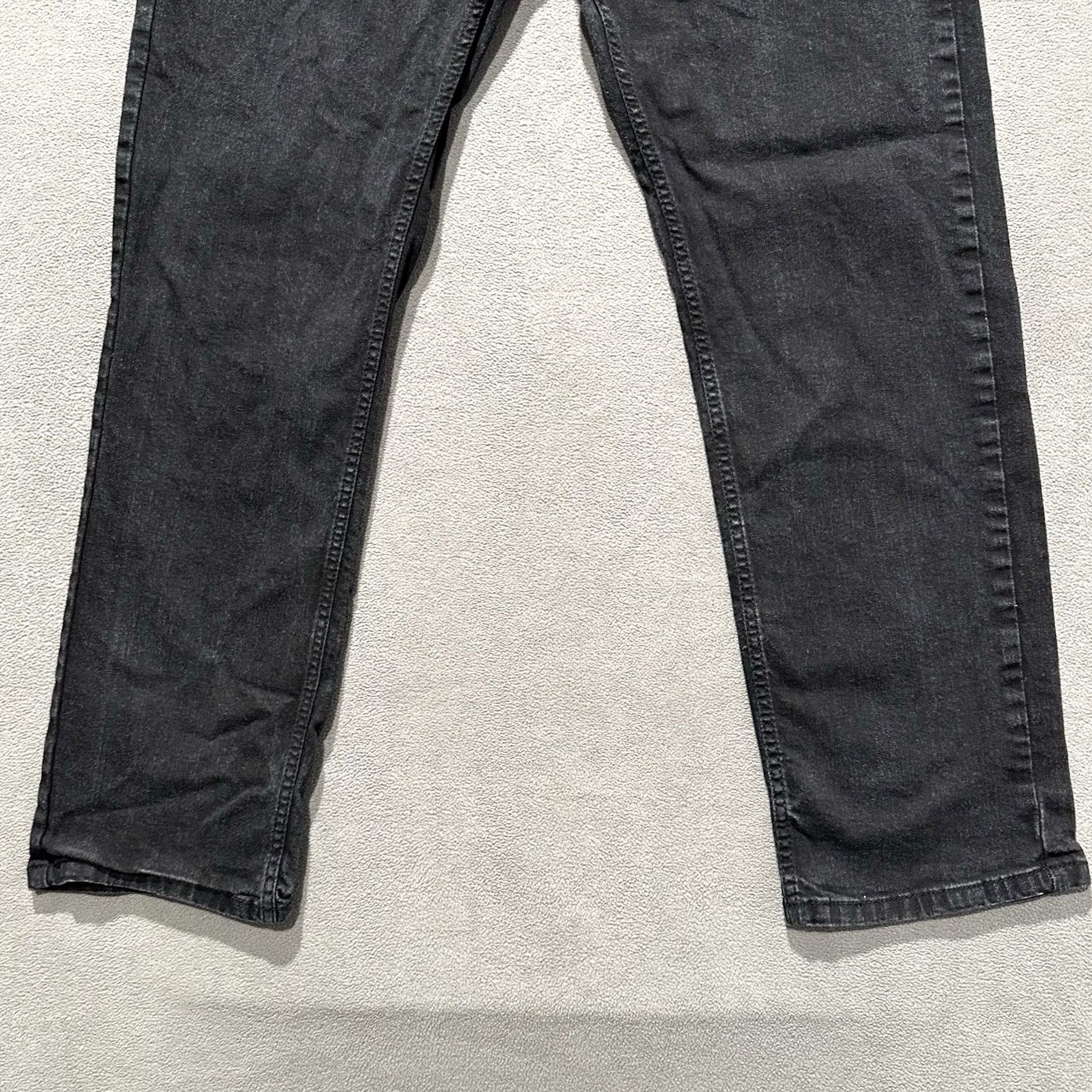 Levi's Levi's Jeans Mens Black Denim Relaxed Fit Straight Leg Stretch 36x32 Size US 36 / EU 52 - 5 Thumbnail