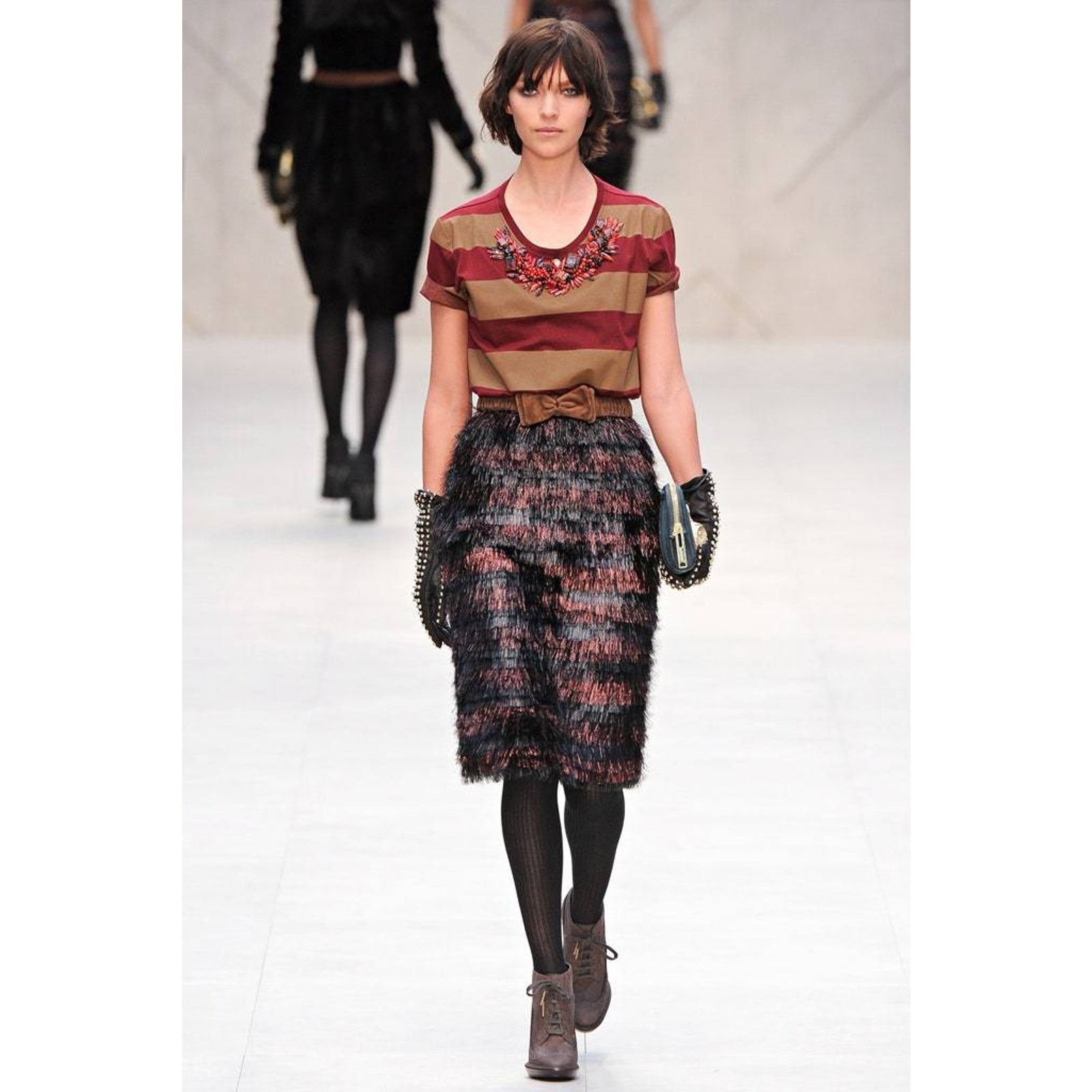 Burberry Prorsum Fall 2012 6 Cherry & Black Polyamide / Silk Stripe Skirt Size 28" / US 6 / IT 42 - 2 Thumbnail