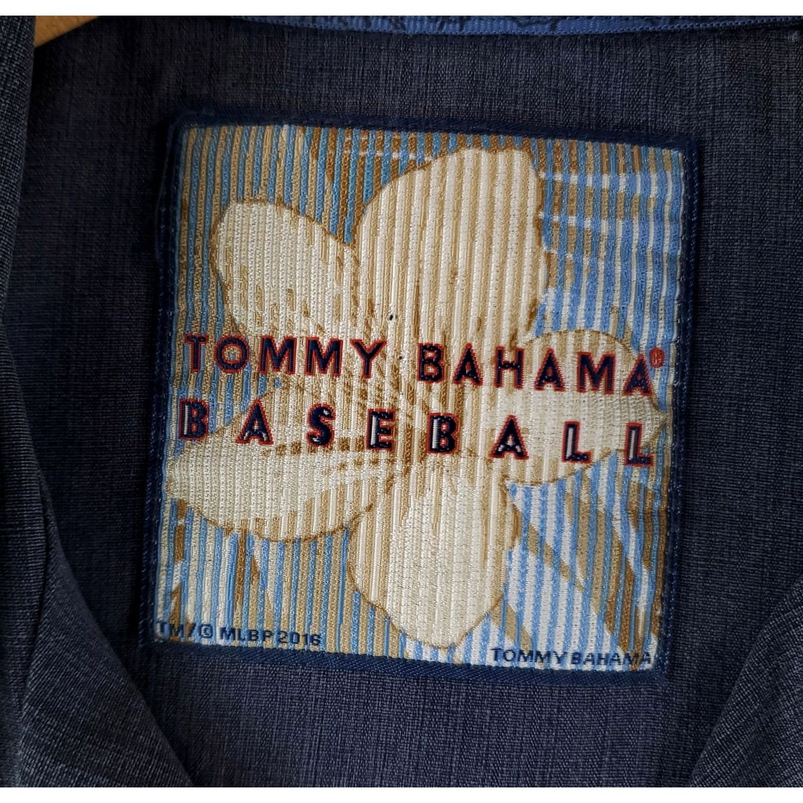 Tommy Bahama Tommy Bahama Shirt Kansas City Royals Baseball 100% Silk Blue Embroidered Mens S Shirt Size US S / EU 44-46 / 1 - 4 Thumbnail