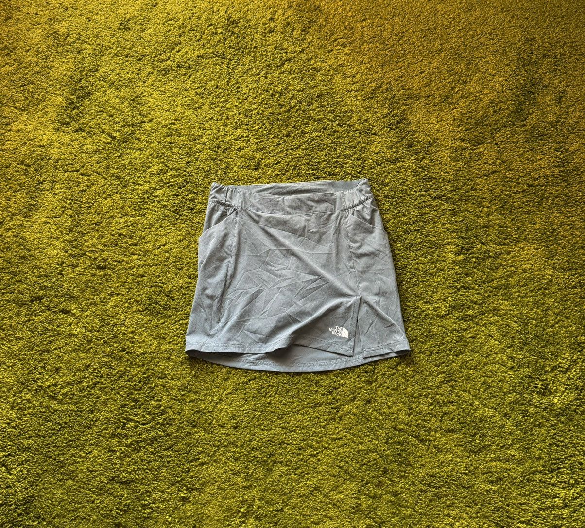 The North Face The North Face TNF gorpcore style mini skirt Size 26" / US 2 / IT 38 - 4 Thumbnail