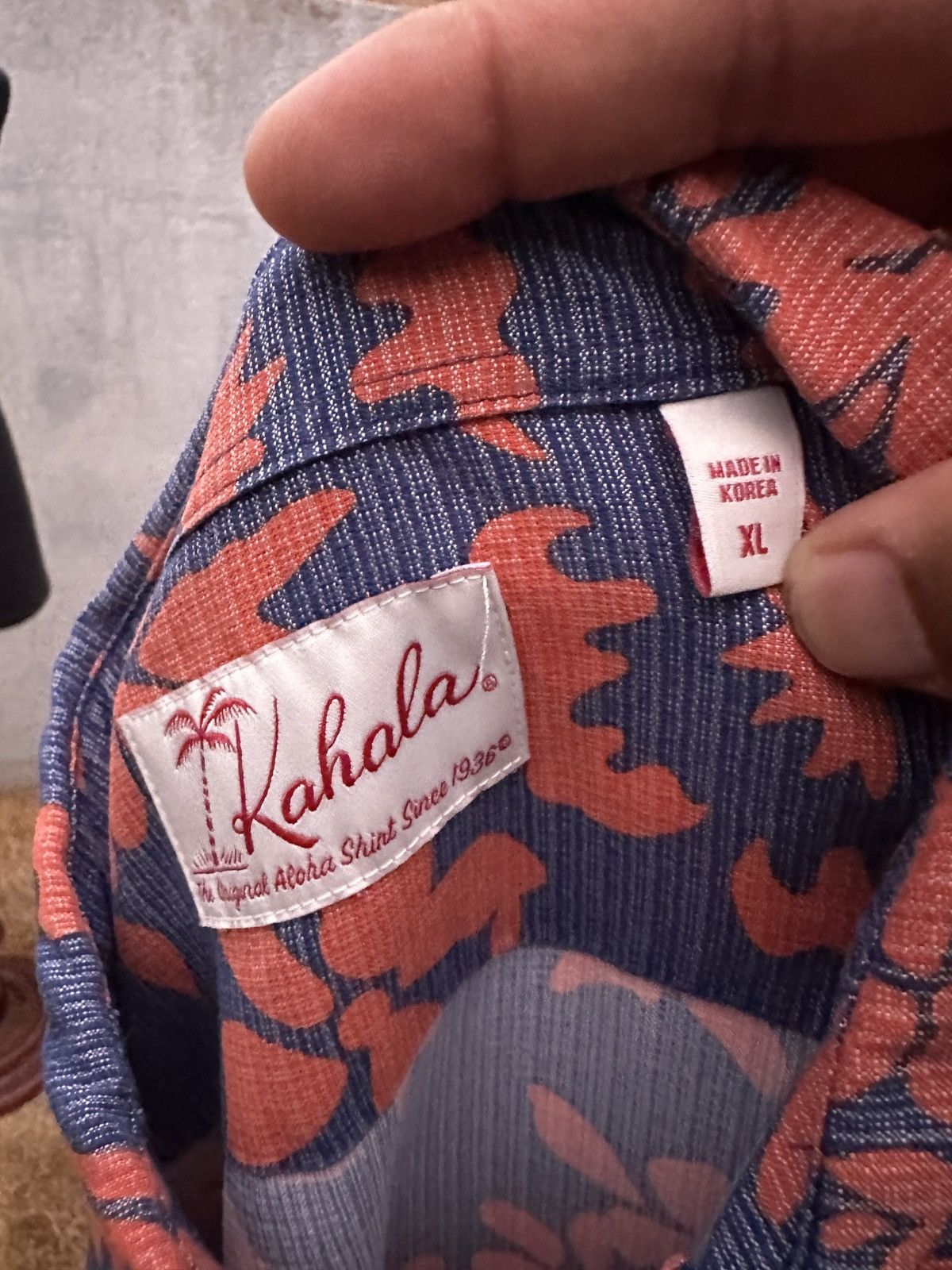 Kahala PreOwned Kahala Hawaiian Print Full Button Red/Blue Men's Size US XL / EU 56 / 4 - 4 Thumbnail