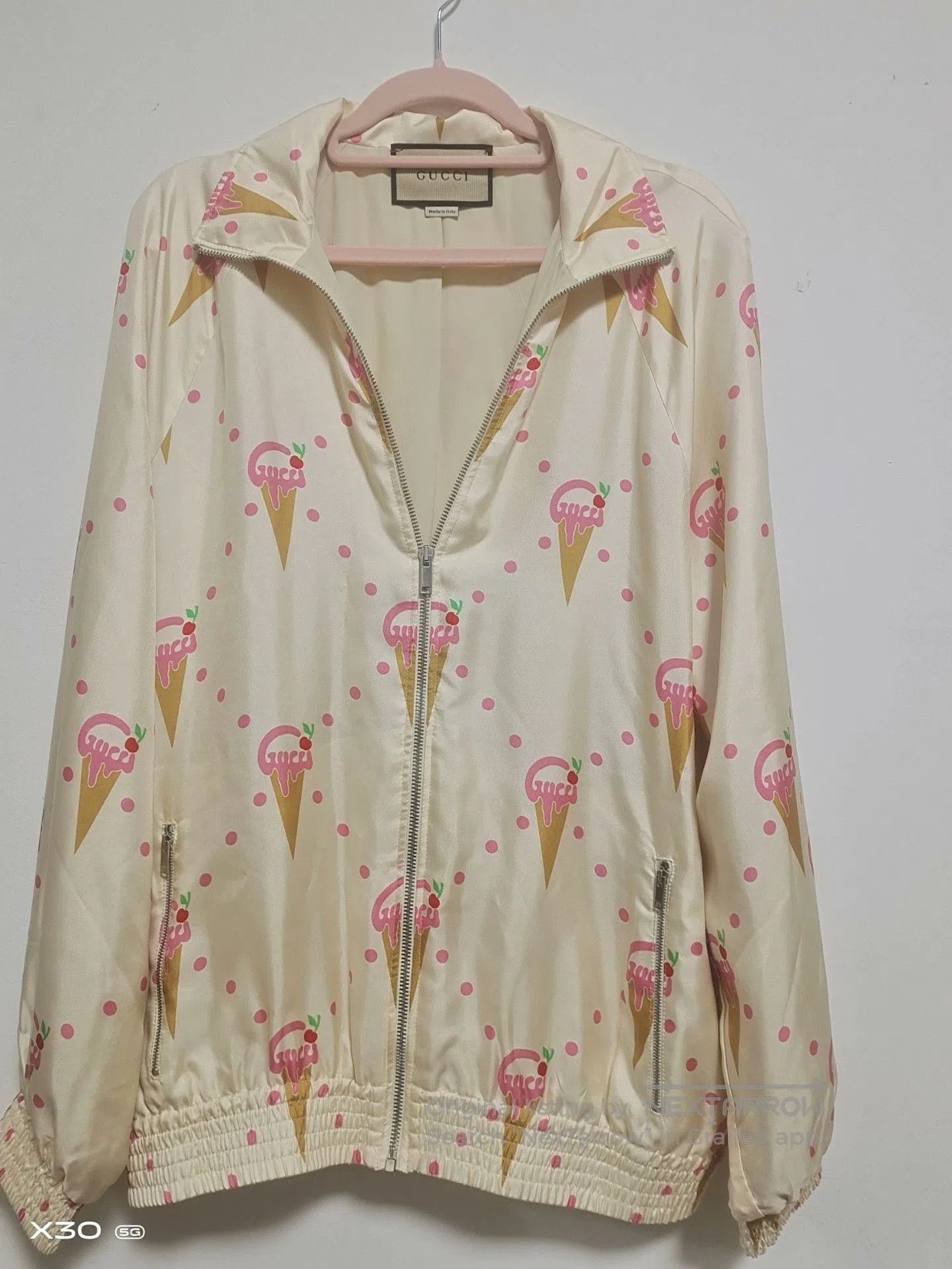 Gucci Gucci Silk Ice Cream Jacket. Size L / US 10 / IT 46 - 1 Thumbnail