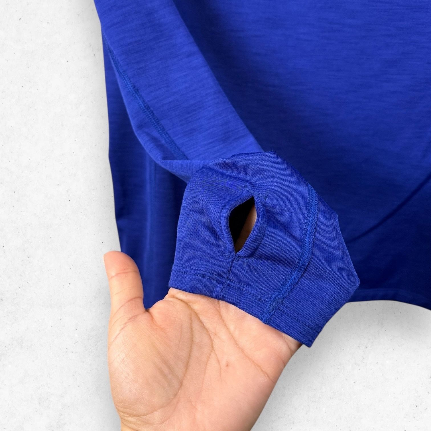 Under Armour Under Armour ColdGear Long Sleeve Royal Blue Women’s No Tag Size M / US 6-8 / IT 42-44 - 5 Thumbnail