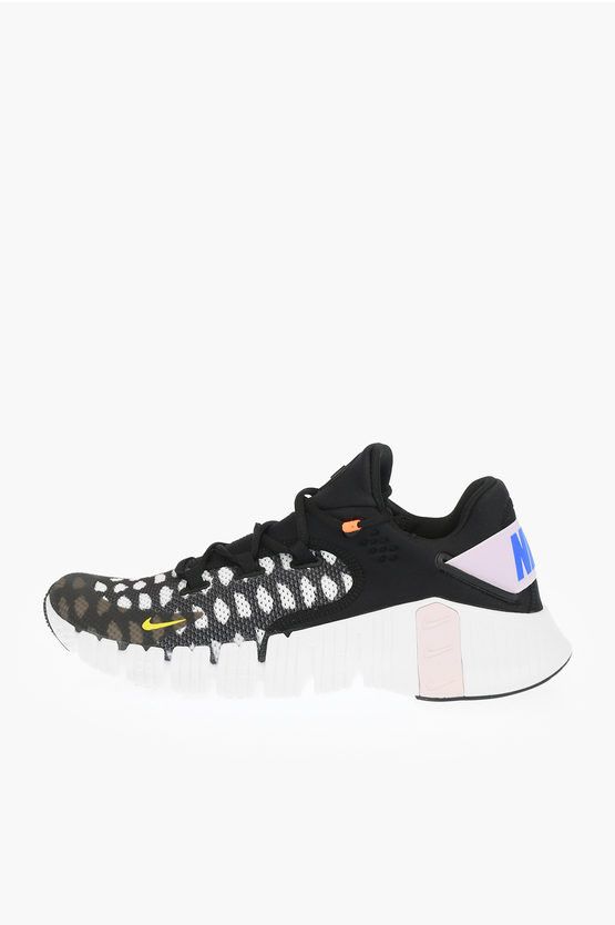 image of Nike Fabric Free Metcon 4 Sneakers, Men's (Size 11)