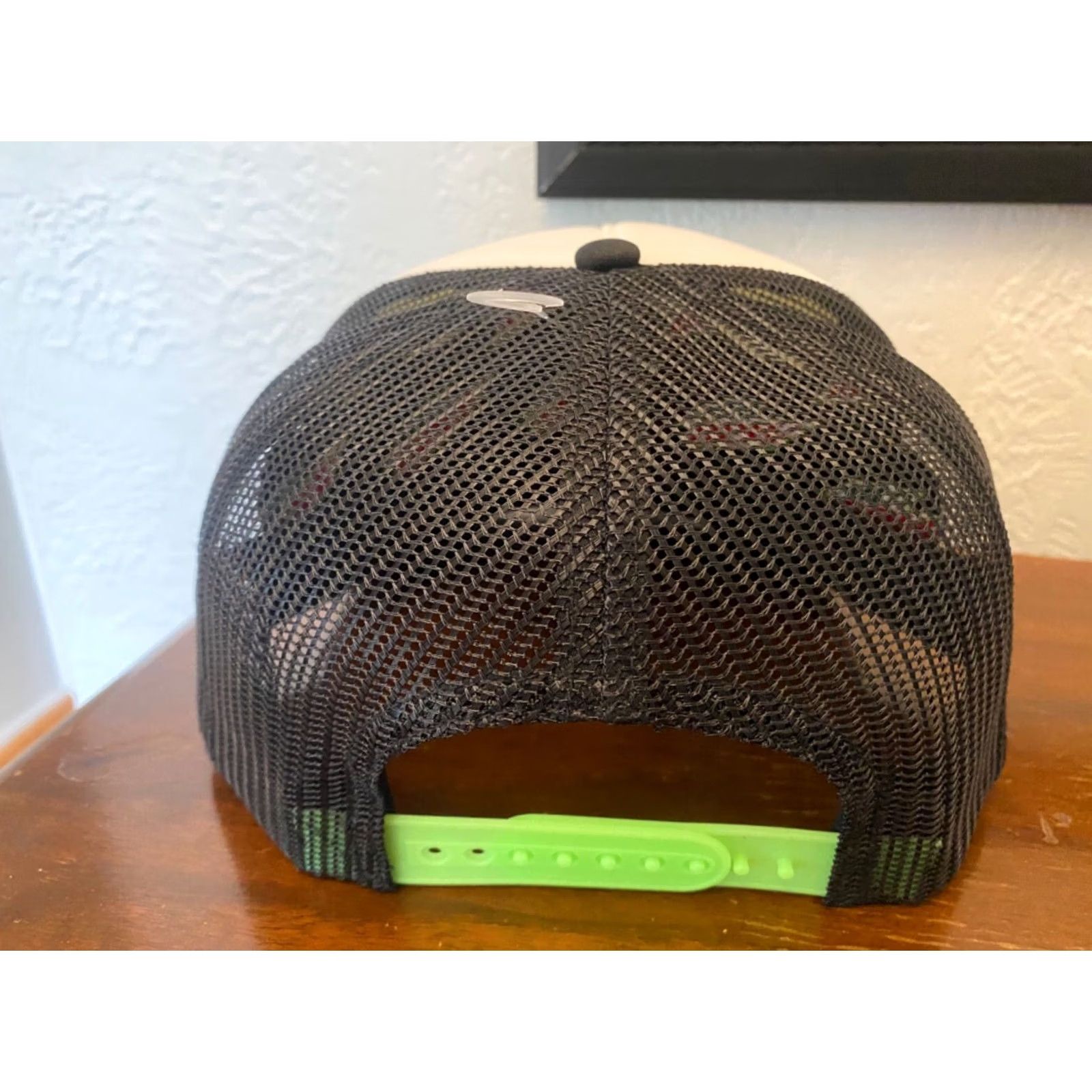 Lids VINTAGE? No. Size ONE SIZE - 3 Thumbnail