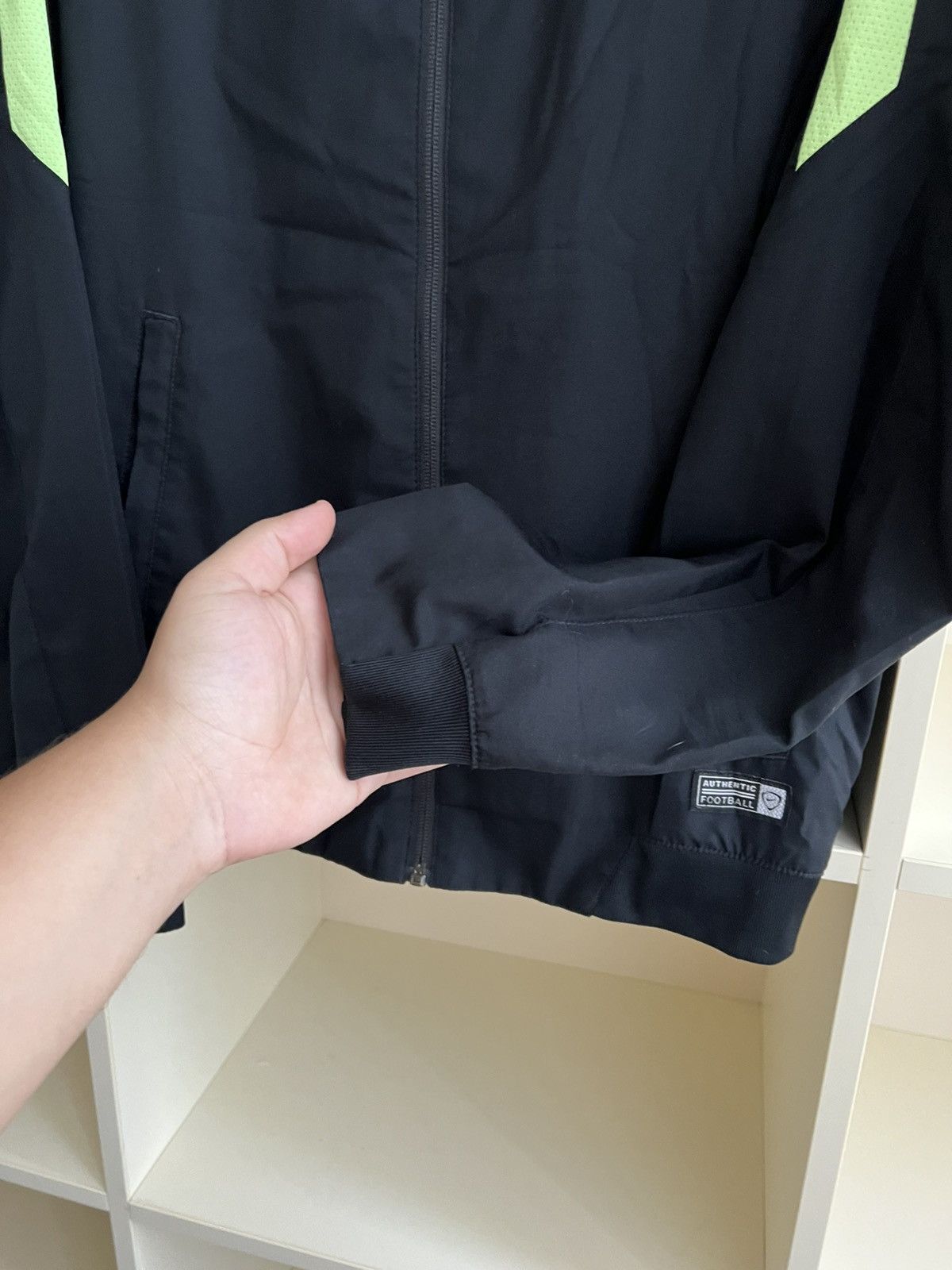 Nike Nike Manchester City 2015-2016 Soccer Light Jacket Football Size US S / EU 44-46 / 1 - 13 Thumbnail