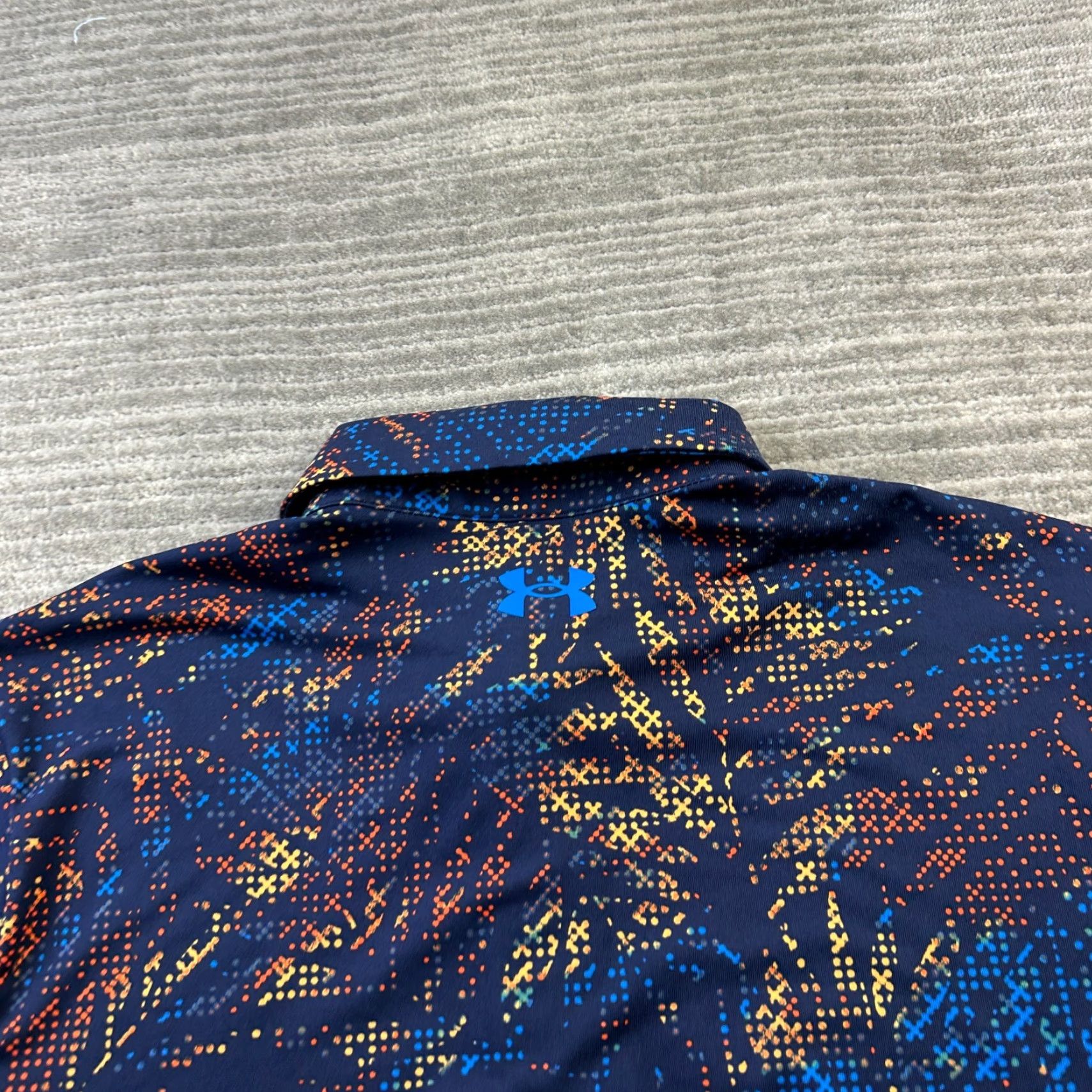 Under Armour Under Armour Polo Shirt Mens Medium Blue Golf All Over Print Playoff Printed Size US M / EU 48-50 / 2 - 4 Thumbnail