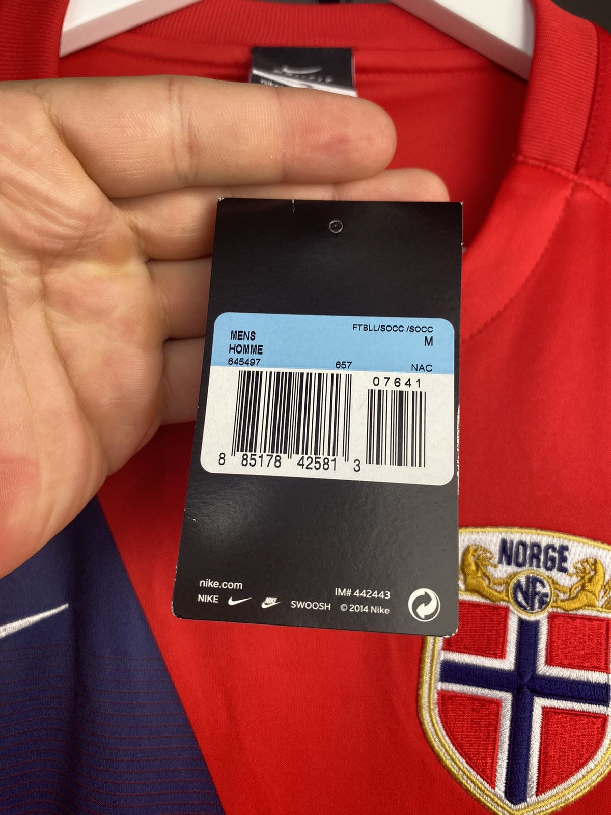 Nike 2015/16 NIKE NORWAY HOME SOCCER FOOTBALL JERSEY SHIRT Size US M / EU 48-50 / 2 - 5 Thumbnail