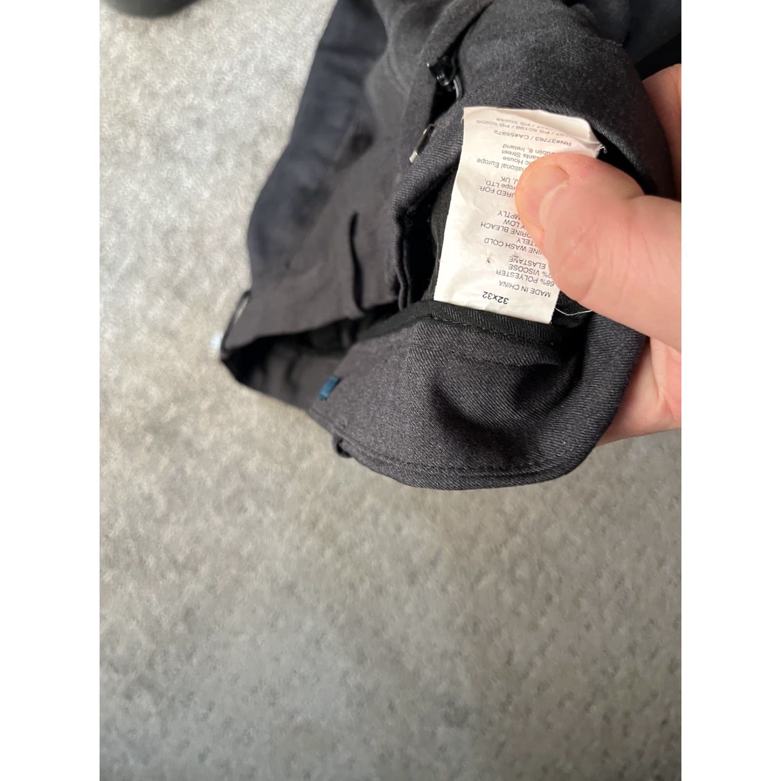 Perry Ellis Perry Ellis Men’s Slim Fit Dress Pants Gray Flat Front 32x32 Solid Slim Modern Pants Mens Size US 32 / EU 48 - 6 Thumbnail