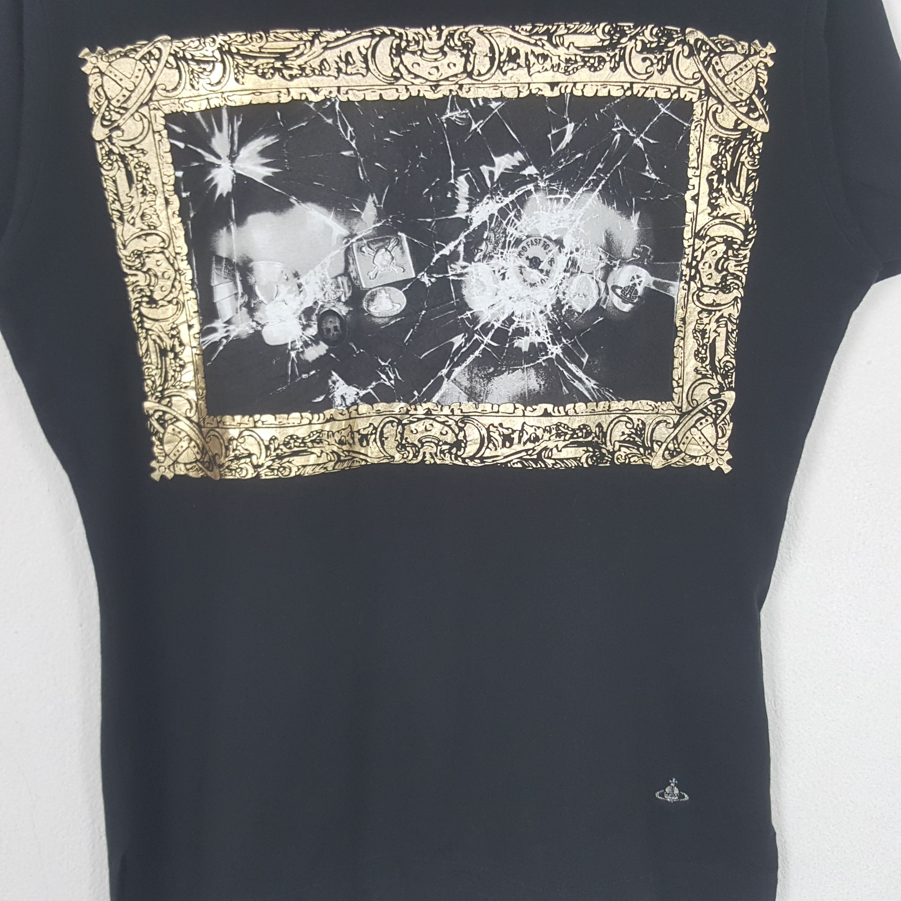 Vivienne Westwood Vintage Vivienne Westwood Italian Brand Tshirt RR1 Size US M / EU 48-50 / 2 - 2 Thumbnail