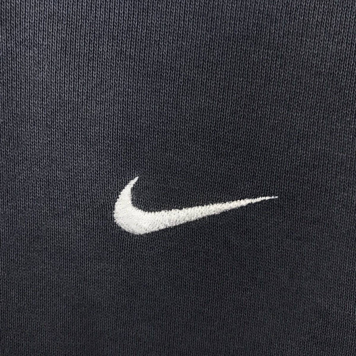 Nike Vintage Nike Two Tone Pullover Jumper Sweatshirt Size US L / EU 52-54 / 3 - 3 Thumbnail