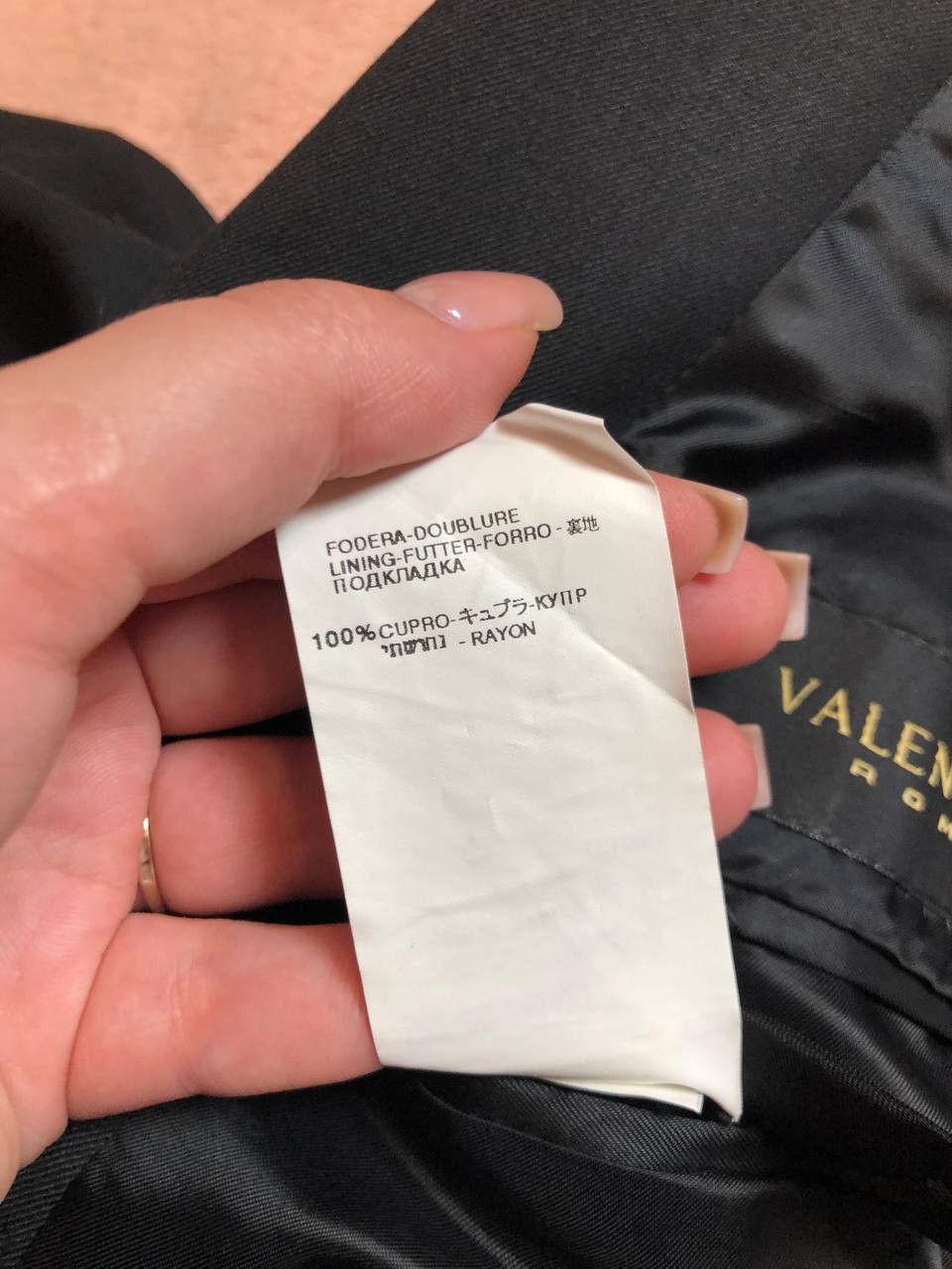 Valentino VALENTINO ROMA Men's Elegant LUXURY SUITS Size 40R - 5 Thumbnail
