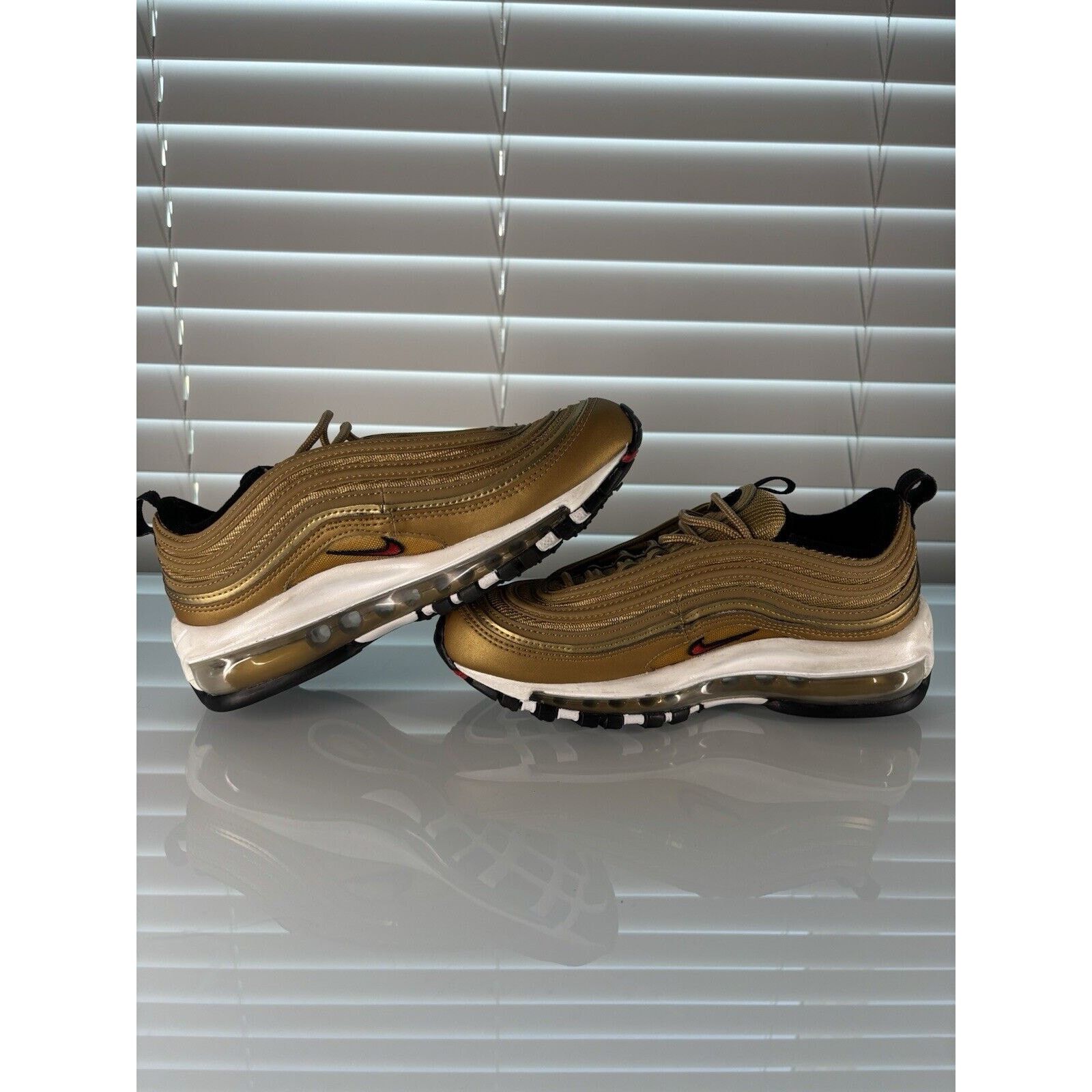 Nike New- Nike WMNS 2018 Air Max 97 METALLIC GOLD (Size: 5 Wmns) Size US 5 / IT 35 - 3 Thumbnail