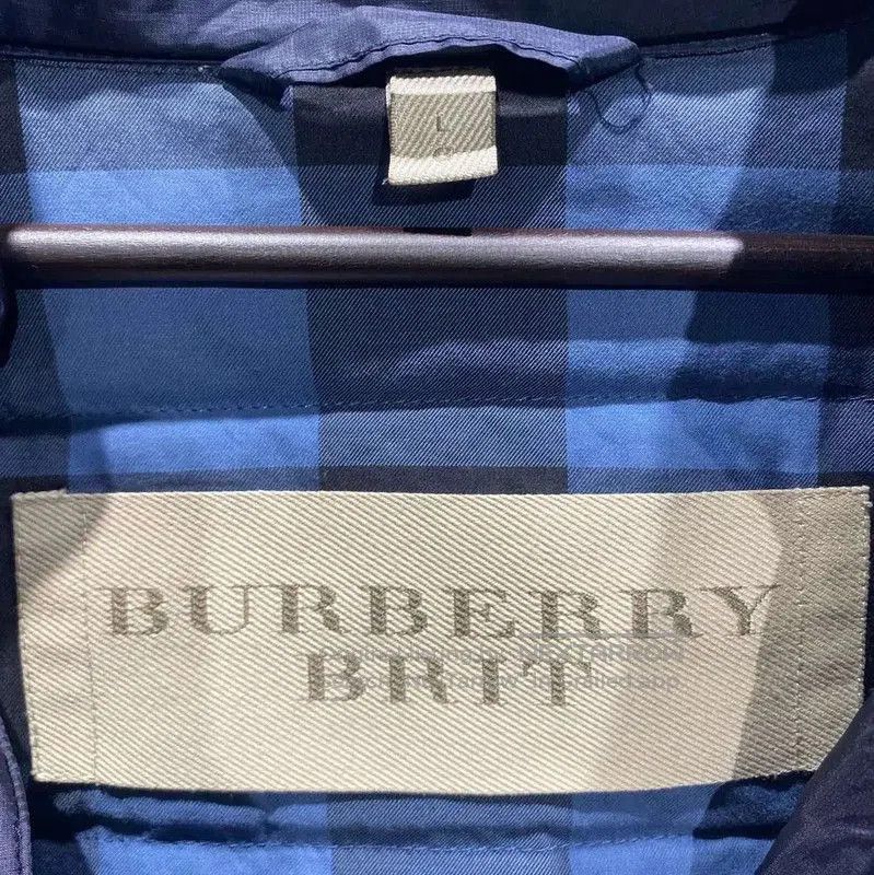 Burberry Burberry Men's Blue Down Jacket Size L. Size US L / EU 52-54 / 3 - 3 Thumbnail
