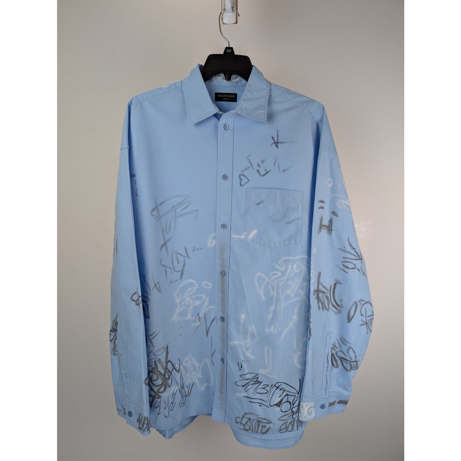 Balenciaga o1rshd1 Cotton Poplin Graffiti Shirt in Sky Blue Size US L / EU 52-54 / 3 - 9 Thumbnail