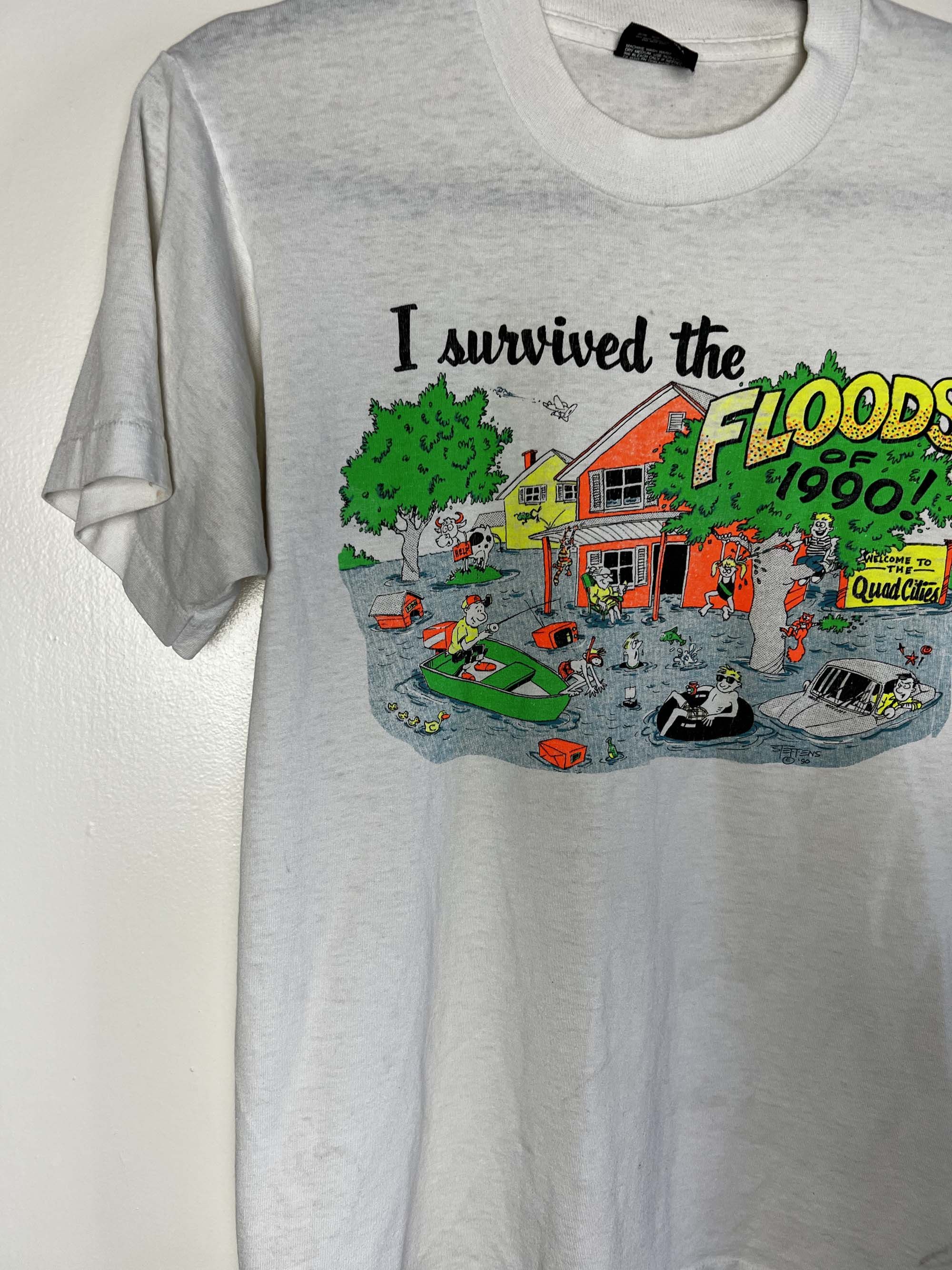 Vintage Vintage Screen Stars "I Survived the Floods of 1990" T-Shirt Size US M / EU 48-50 / 2 - 7 Thumbnail