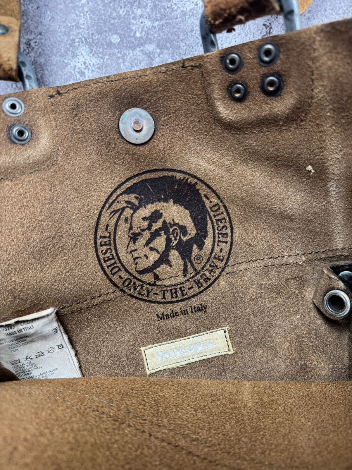 Diesel 🟤Vintage Brown Leather Diesel Shoulder bag Y2k Crossbody 🟤 Size ONE SIZE - 15 Thumbnail