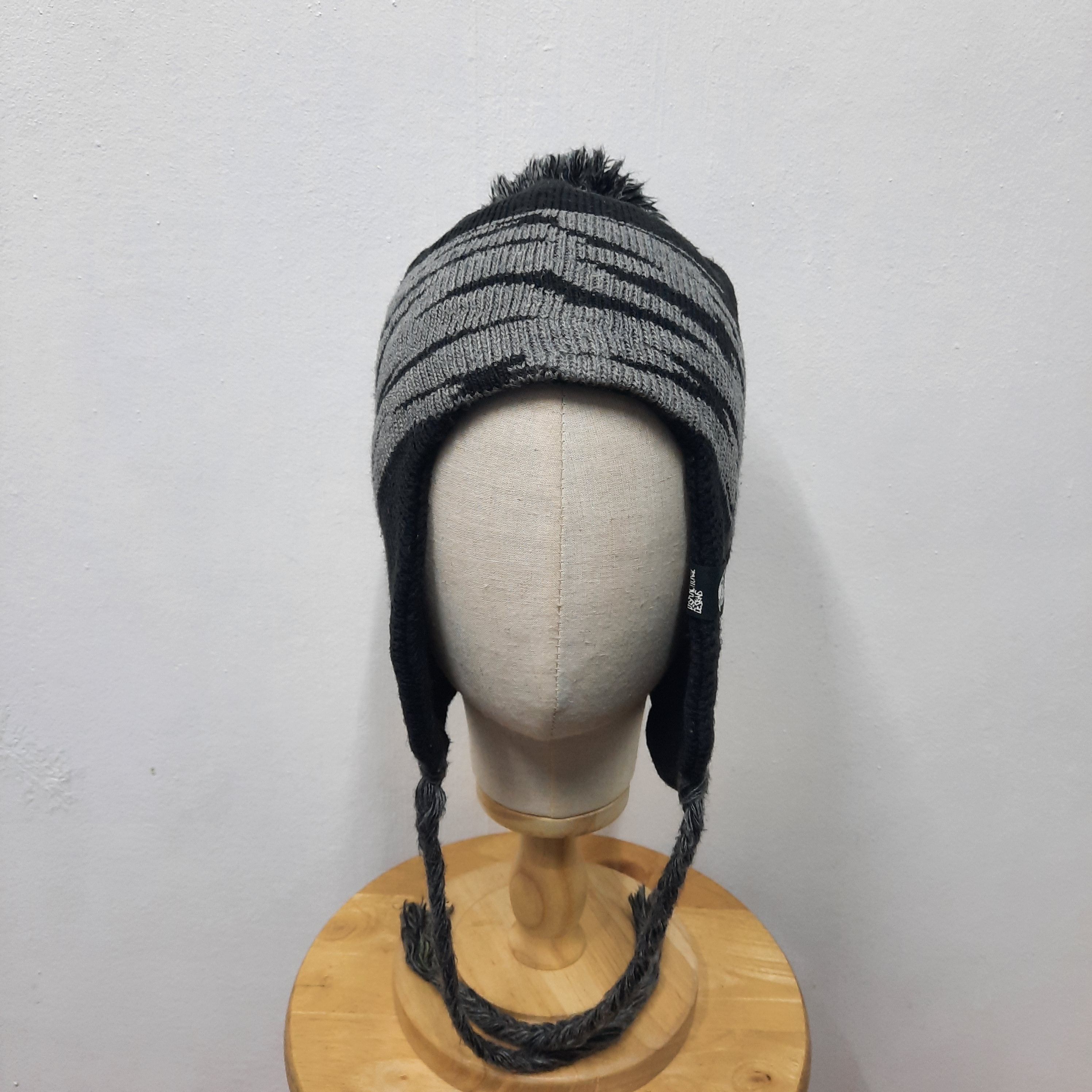 Lost Enterprises 🔥Vintage lost skateboard earflap beanie hat Size ONE SIZE - 2 Thumbnail