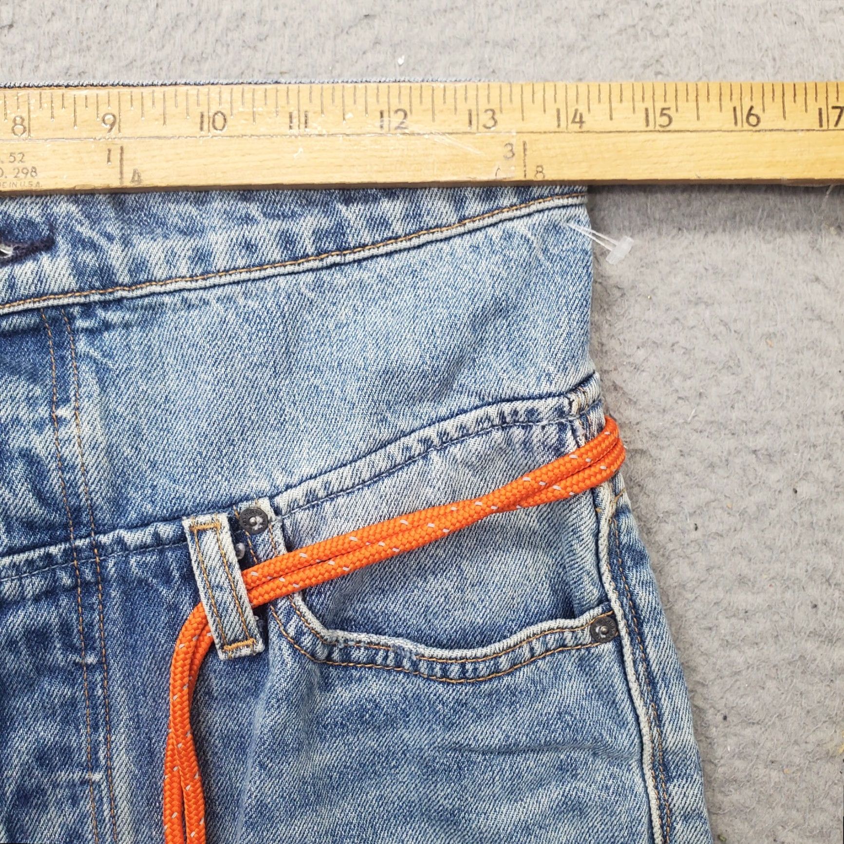 Hudson Hudson Womens Jeans 24 Blue Denim Distressed High Waist Boyfriend 5-Pocket 100% Cotton Regular Mens Womens Girls Size 42" / US 20 - 6 Thumbnail