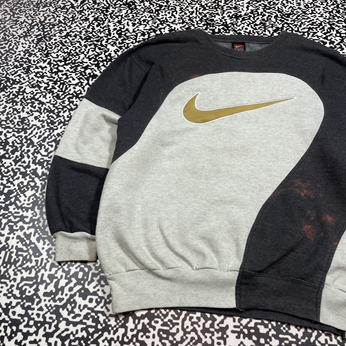 Nike Vintage 90s Nike Team Retro Rebone Distreessed Sweatshirt Size US L / EU 52-54 / 3 - 2 Thumbnail
