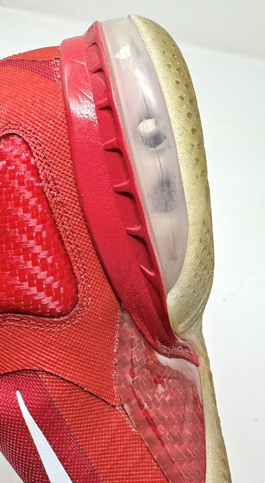 Nike × Vintage Nike LeBron IX 9 Christmas 469764-602 size 9.5 Size US 9.5 / EU 42-43 - 11 Thumbnail