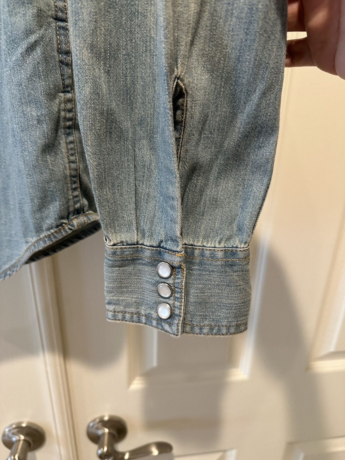 Levi's Levi’s Distressed Denim Shirt Size US S / EU 44-46 / 1 - 4 Thumbnail