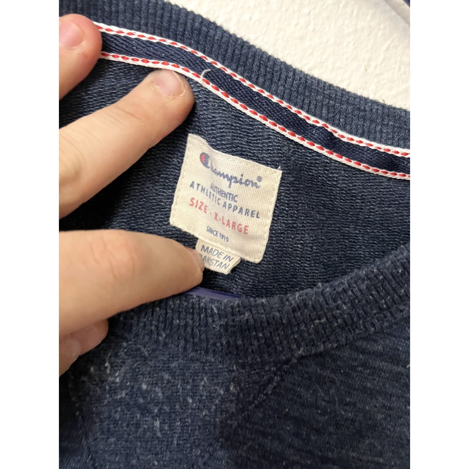 Champion VINTAGE Champion Sweatshirt Solid Blue Crewneck XL Adult Reverse Weave Pullover Mens XL Blue Spellout Size US XL / EU 56 / 4 - 3 Thumbnail
