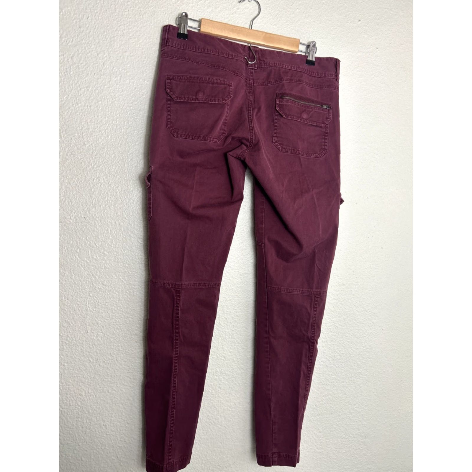 Athleta Athleta Slim Ankle Zip Pants Size 32x31 Maroon Cargo Outdoor Camping 268543 Size 24" / US 00 / IT 34 - 7 Thumbnail