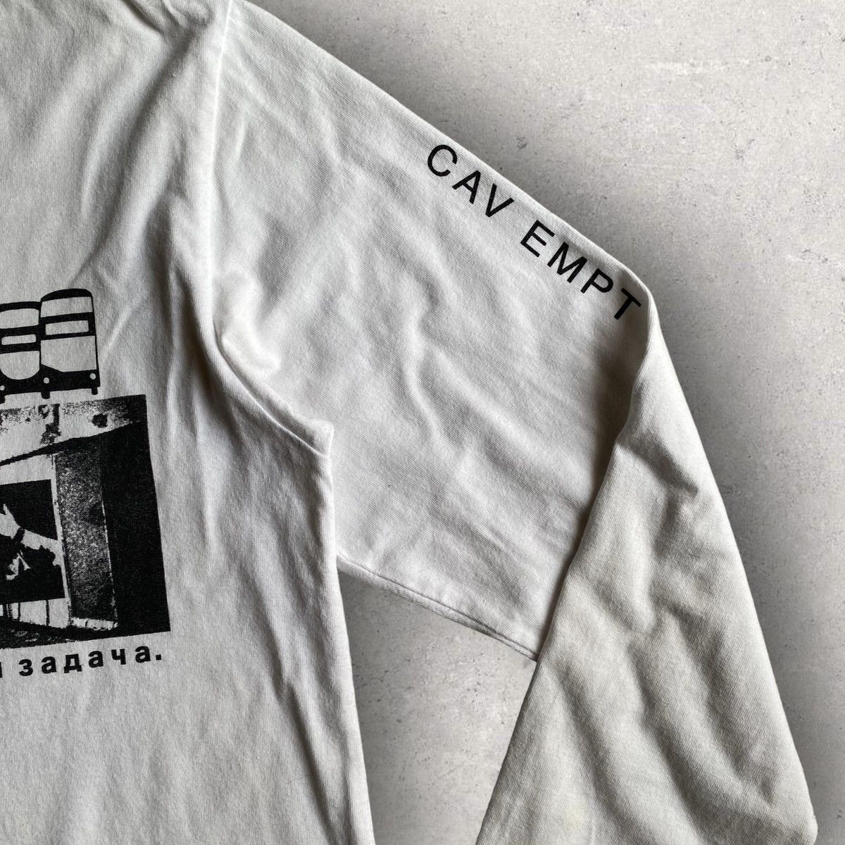 Cav Empt C.E. Graphic L/S Size US M / EU 48-50 / 2 - 2 Thumbnail