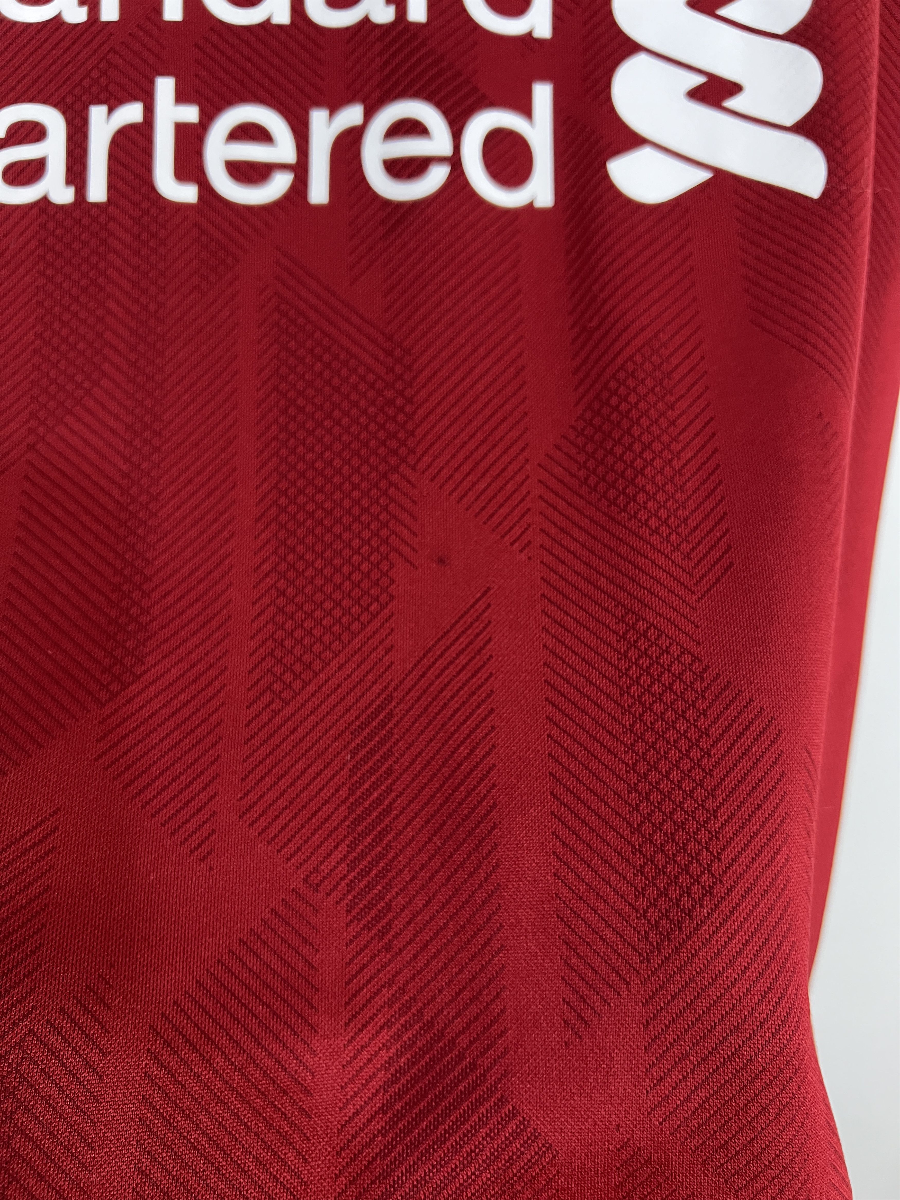 New Balance Liverpool Home football shirt 2018 Soccer #11 Salah Jersey Size US XL / EU 56 / 4 - 9 Thumbnail