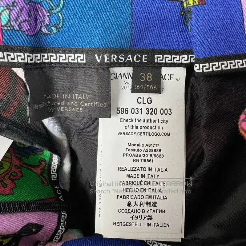 Versace Versace Colorful Women's Shorts Size S . Size 23" - 4 Thumbnail
