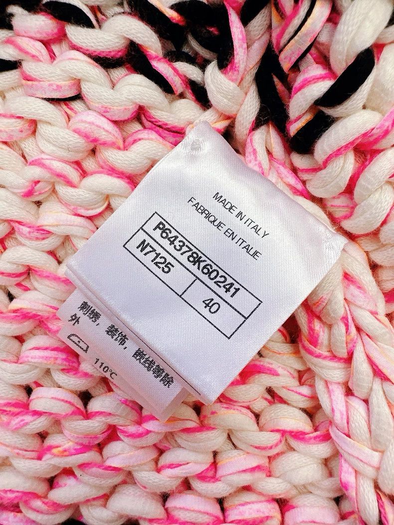 Chanel Chanel 20S Roof Series Pink and Black Cardigan coat Size S / US 4 / IT 40 - 4 Thumbnail