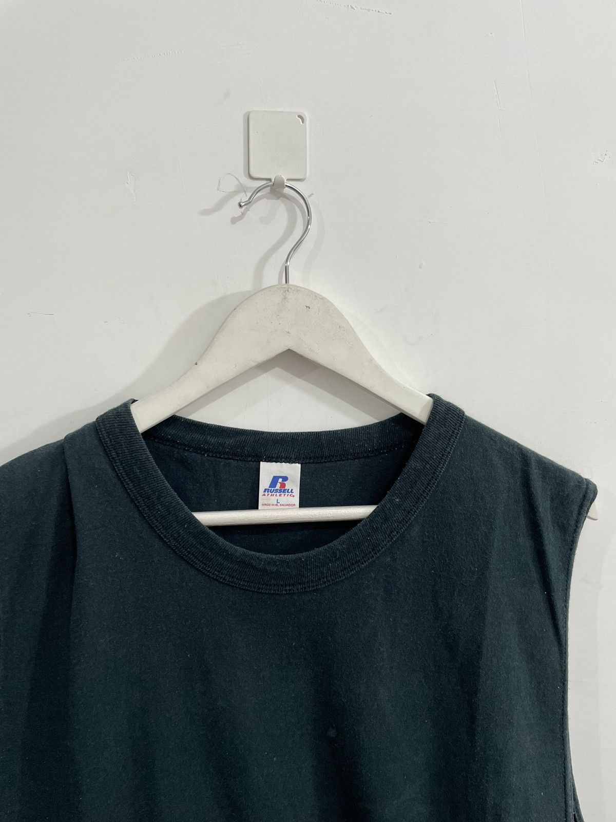 Russell Athletic Russel tanktop tee y2k stylee Size US L / EU 52-54 / 3 - 2 Thumbnail