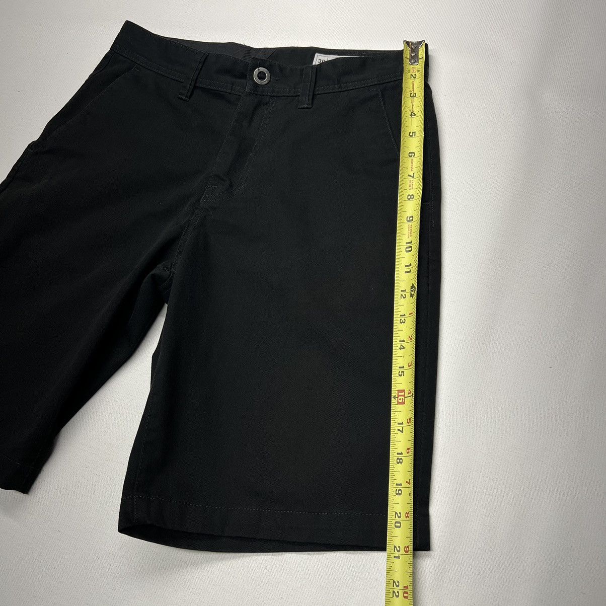 Volcom Volcom Chino Shorts Black Board Beach Casual Simple Skate Size US 30 / EU 46 - 12 Thumbnail