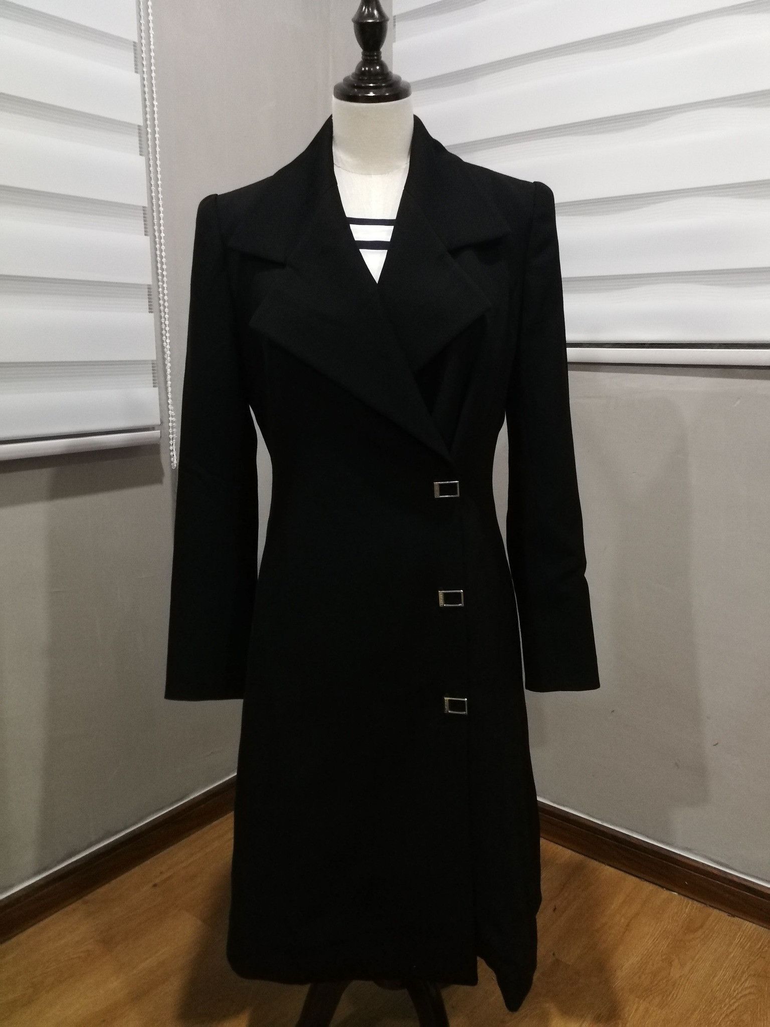 Jean-Louis Scherrer JEAN LOUIS SCHERRER BOUTIQUE WOMAN TRENCH JACKET S 1836 Size M / US 6-8 / IT 42-44 - 1 Thumbnail