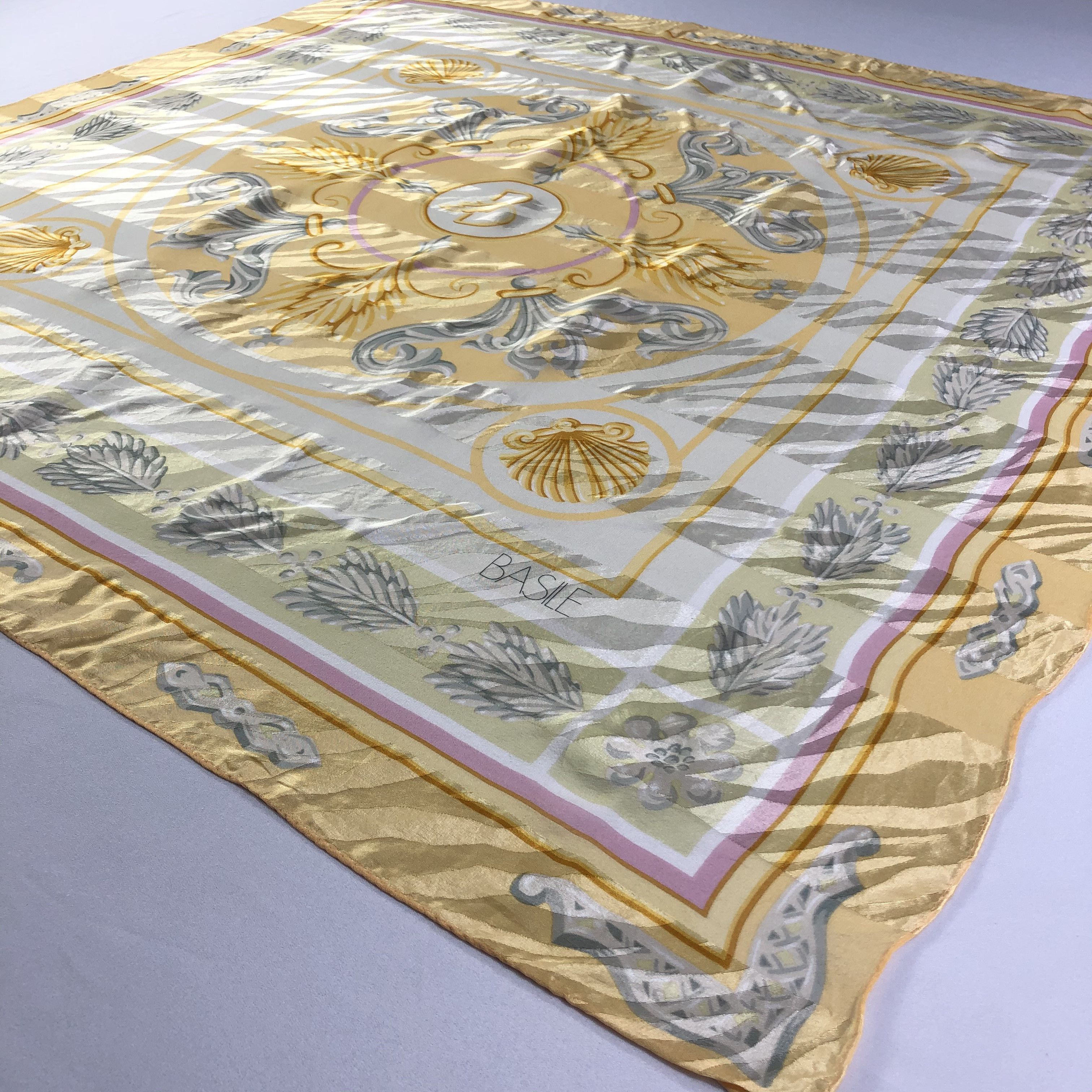 Vintage Vintage Basile Silk Scarf Size ONE SIZE - 3 Thumbnail