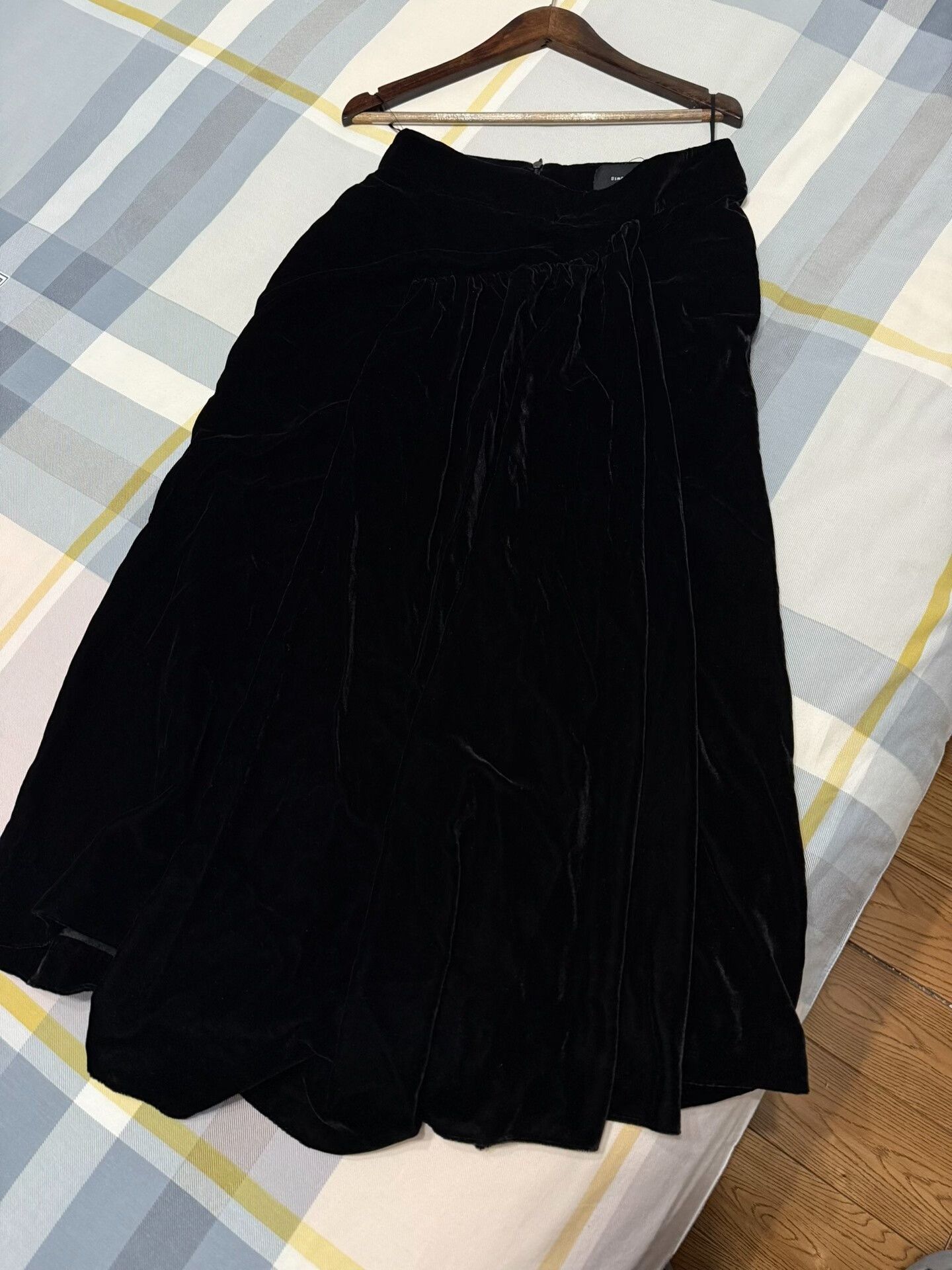 Simone Rocha Black Velvet Simone Rocha Skirt Size 27" / US 4 / IT 40 - 1 Thumbnail
