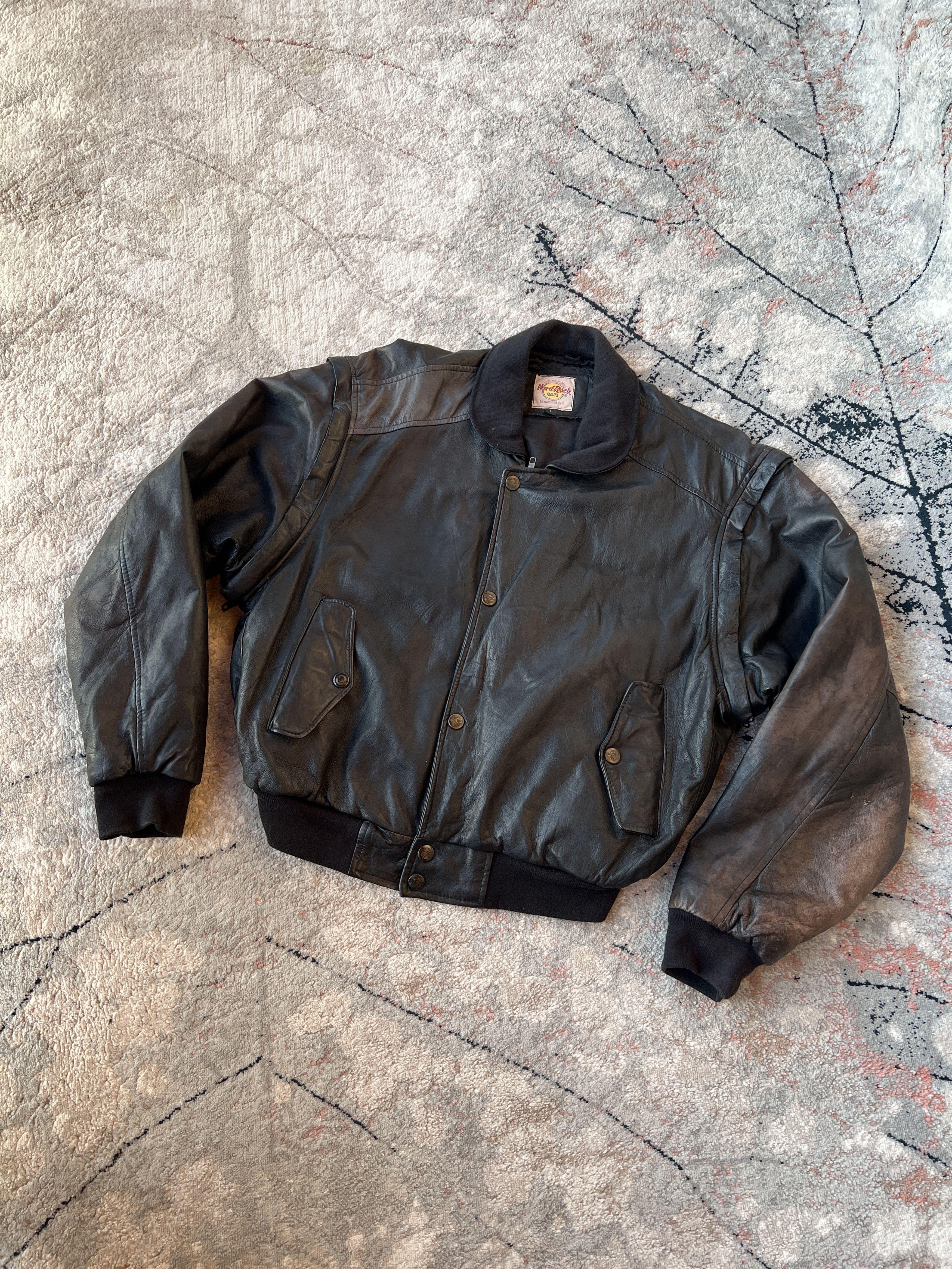 Hard Rock Cafe Hard Rock Cafe Kowloon Vintage Leather Jacket Size US L / EU 52-54 / 3 - 2 Thumbnail