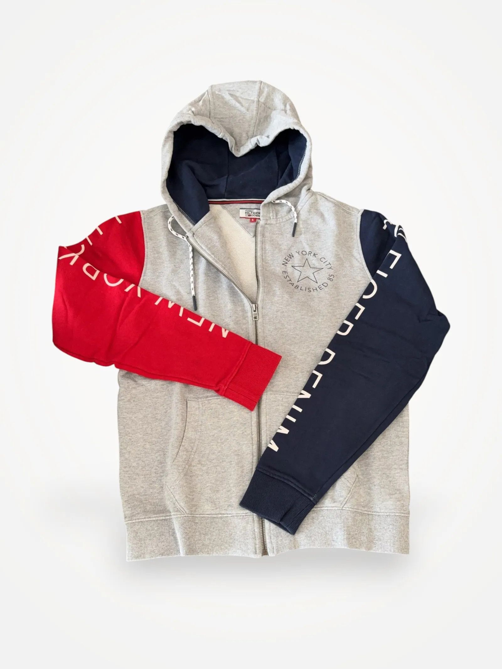 Tommy Hilfiger Tommy Hilfiger Sweatshirt Size S / US 4 / IT 40 - 1 Thumbnail