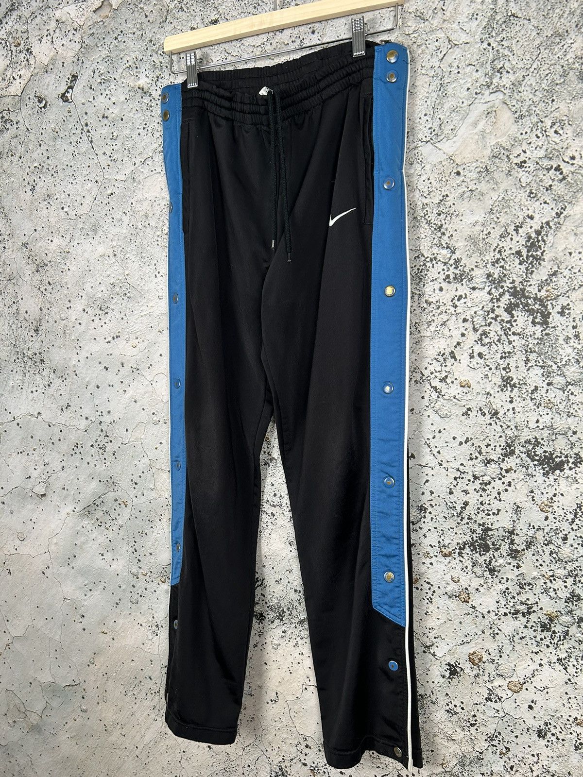 Nike × Vintage Vintage Nike 90s Sweatpants Swoosh Nylon Drill Gorpcore Size US 36 / EU 52 - 2 Thumbnail
