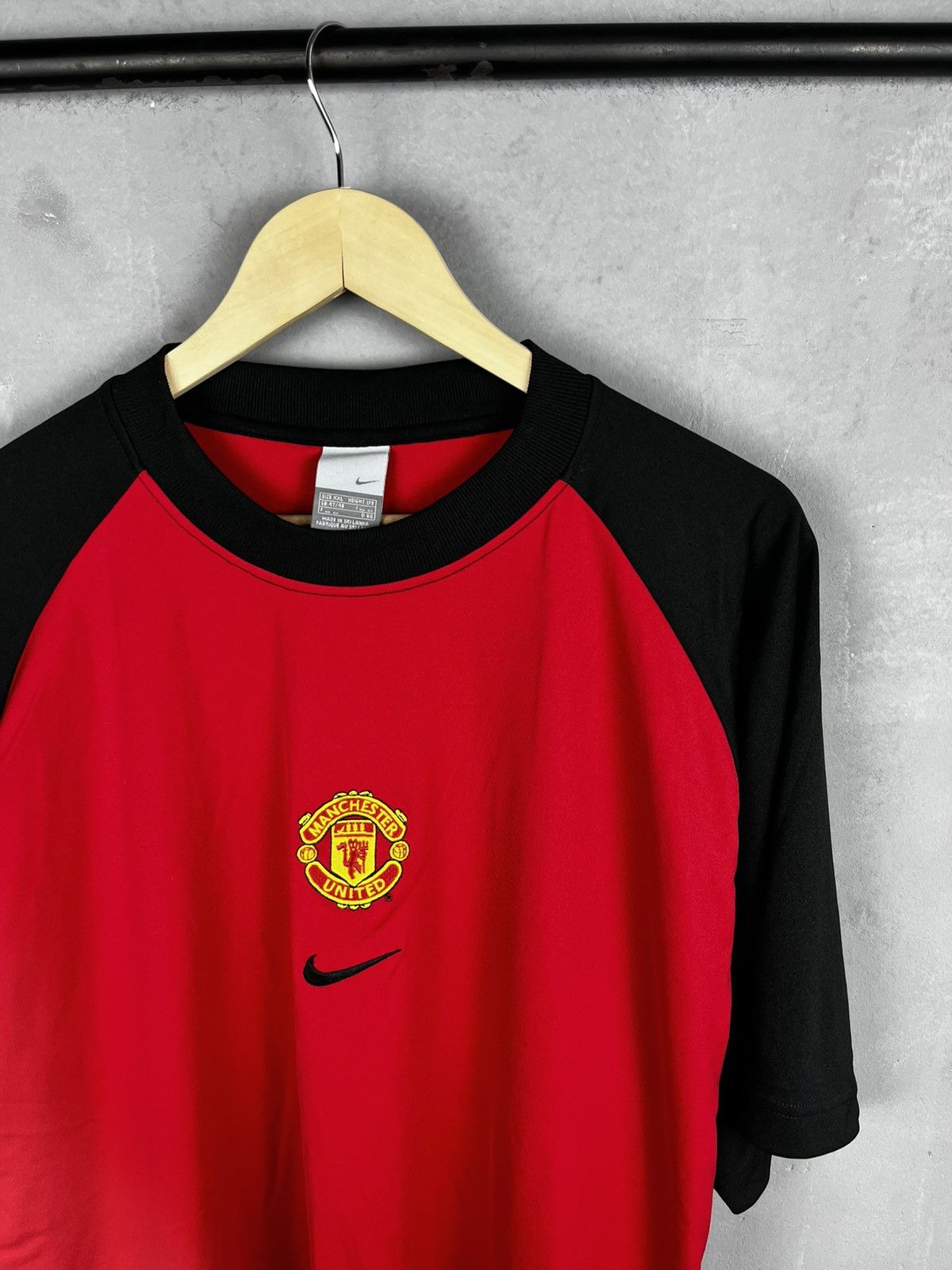 Nike Vintage Nike FC Manchester United Y2K Football Shirt Drill Size US XXL / EU 58 / 5 - 2 Thumbnail