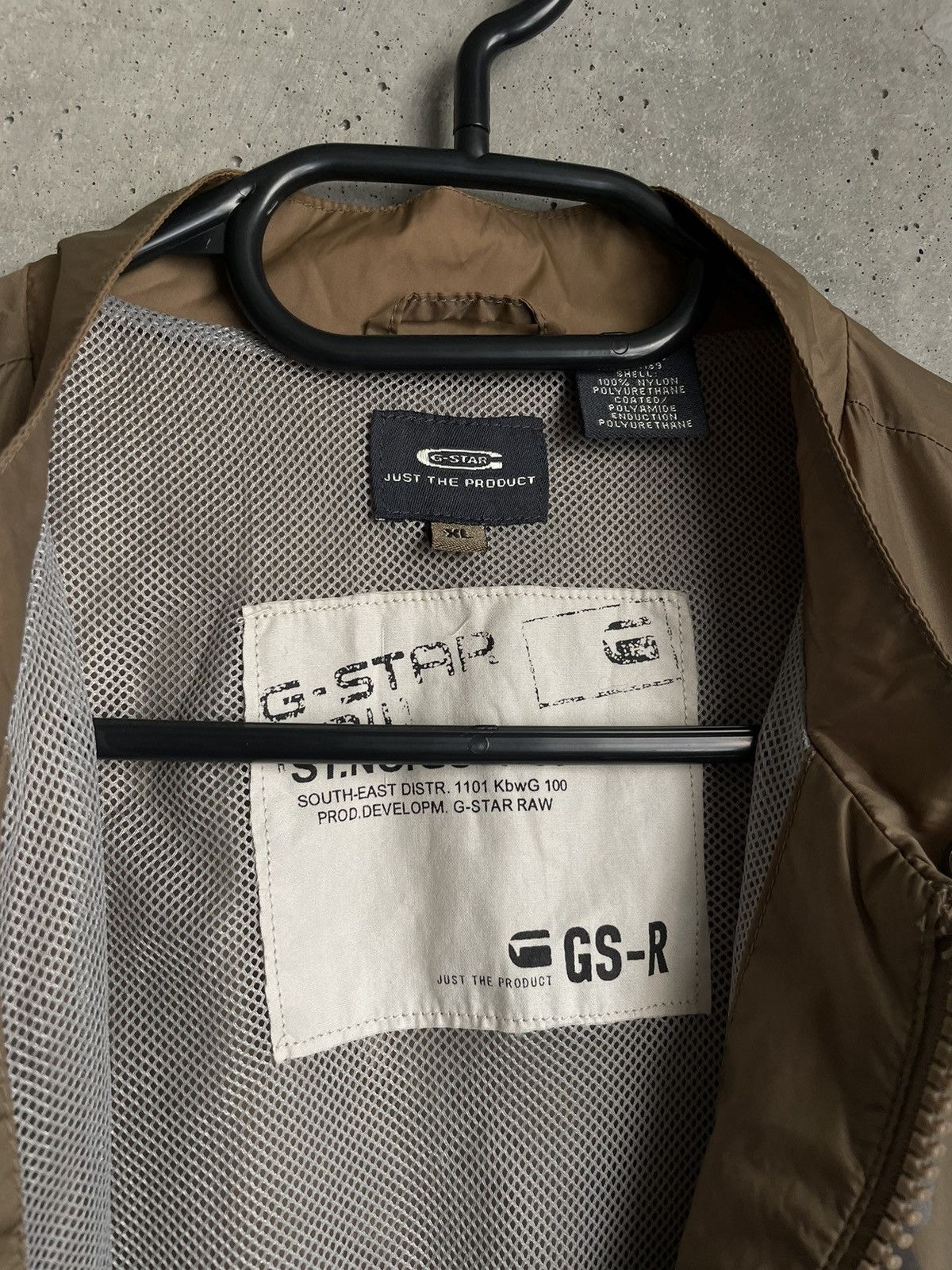 Japanese Brand Gstar Raw Nylon Light Jacket Big Logo Zip Hypebeast Y2k Size US XL / EU 56 / 4 - 9 Thumbnail