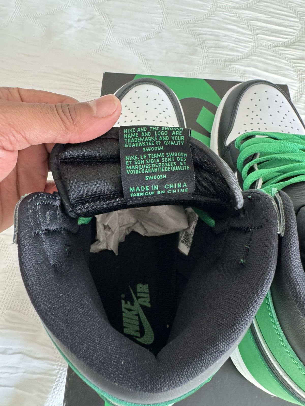 Jordan Brand Jordan Retro 1 High “Lucky Green” Size US 7.5 / EU 40-41 - 5 Thumbnail