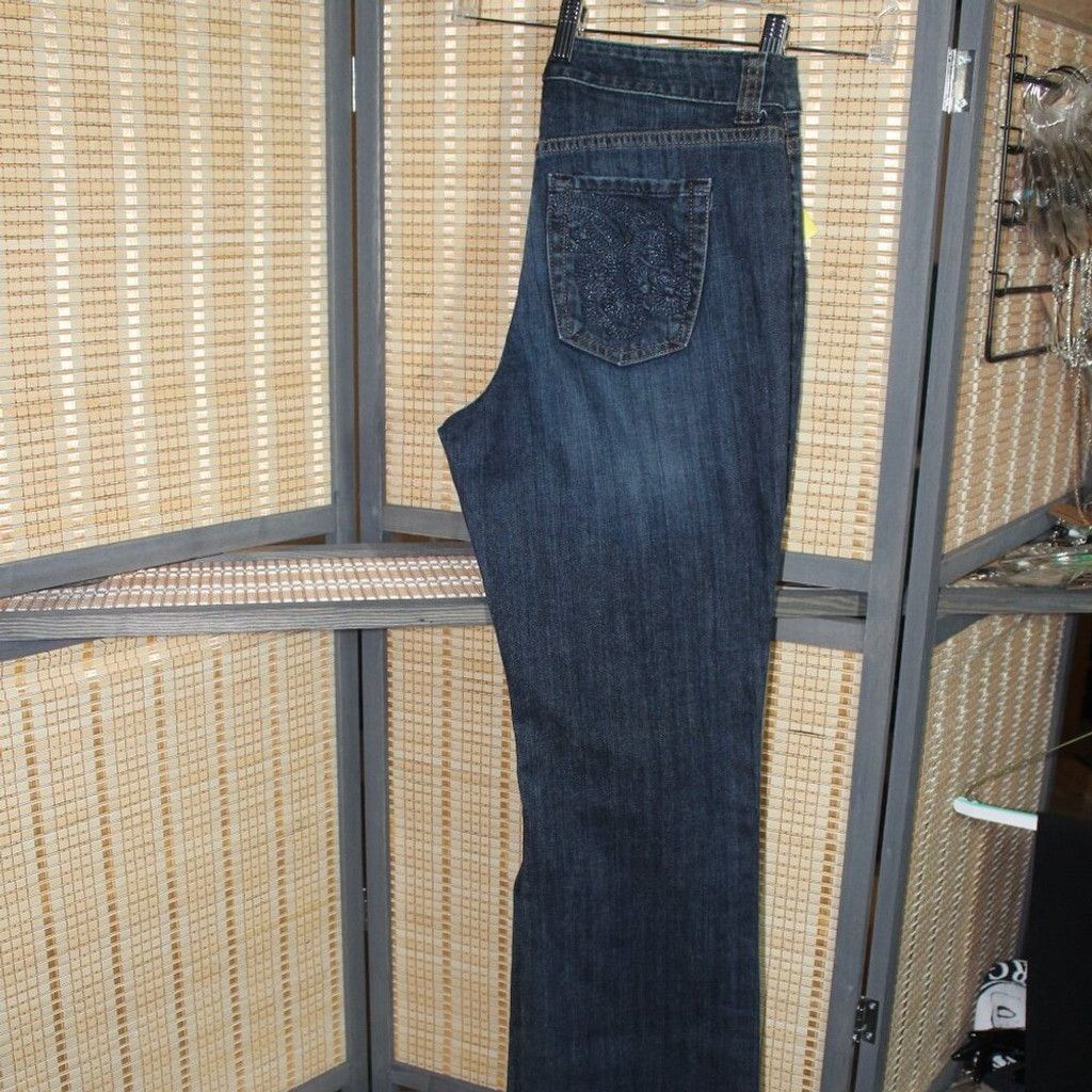 Chicos Chico's Platinum 0.5 Reg Boot Cut Jeans Size 27" / US 4 / IT 40 - 1 Thumbnail