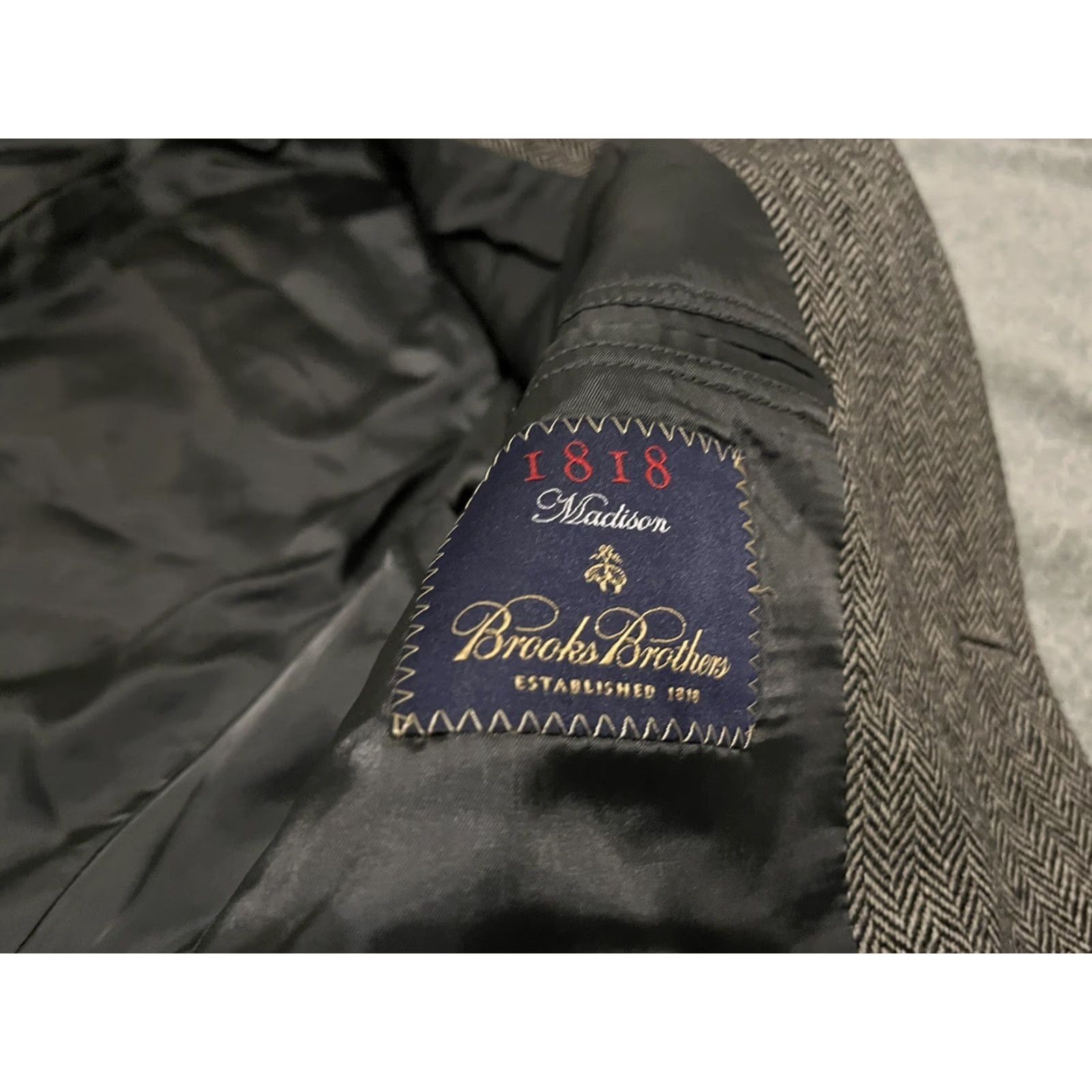 Brooks Brothers Brooks Brothers 1818 Madison Lambswool Gray Jacket Blazer Sport Coat Mens 40L Blazer, Wool, 3 Button, Herringbone, Long, Gray, 40, Mens Size 40R - 3 Thumbnail