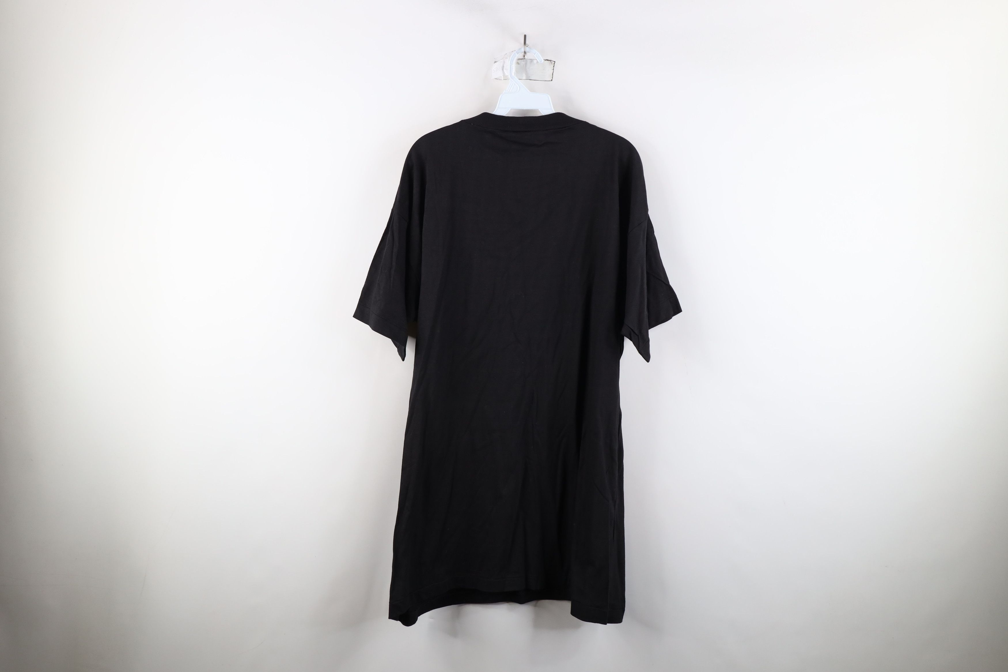 Vintage Vintage 90s Streetwear Fit Laguna Beach Club Pocket T-Shirt Size US XL / EU 56 / 4 - 10 Thumbnail