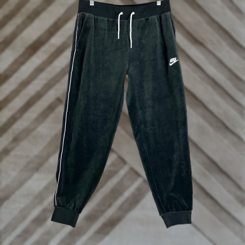 Nike Nike Womens Sweatpants Black Velour Pull On Drawstring Joggers Medium Size 24" / US 00 / IT 34 - 1 Thumbnail