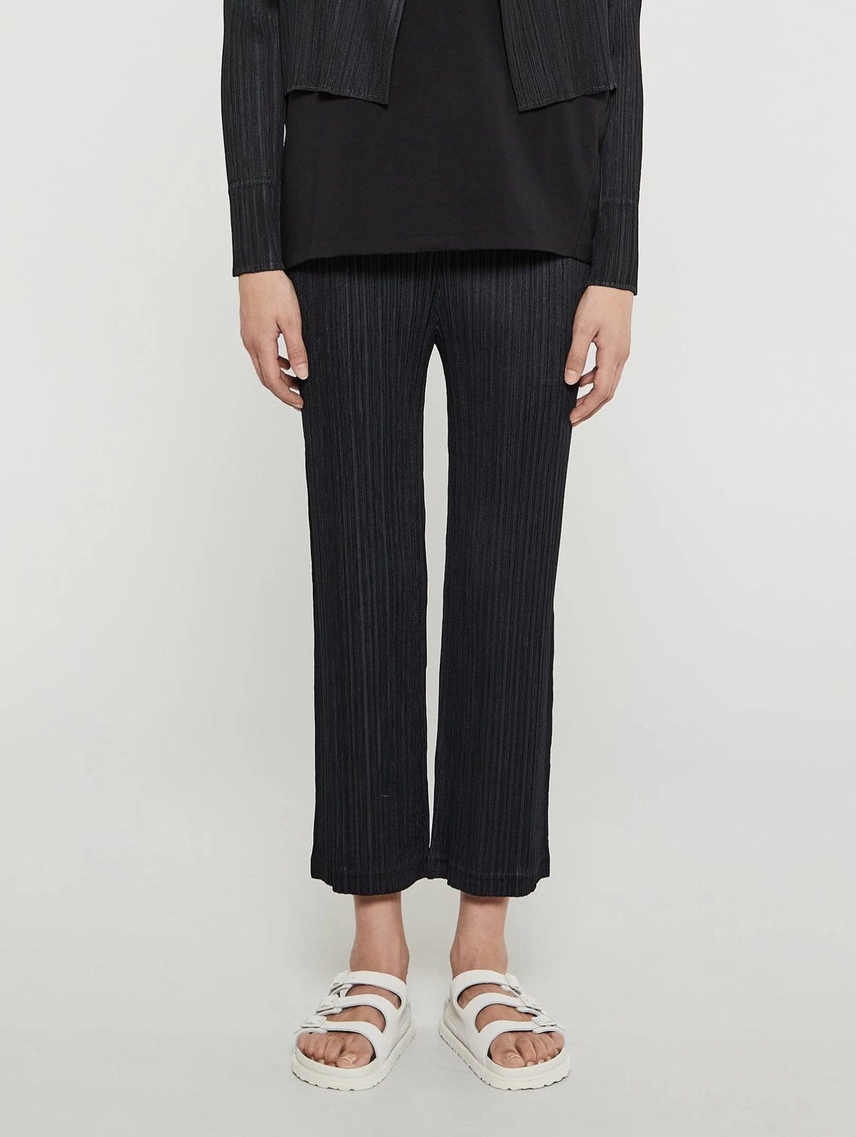 Pleats Please Issey Miyake Vintage Pleats Please Black Pants Straight Leg Size US 30 / EU 46 - 1 Thumbnail