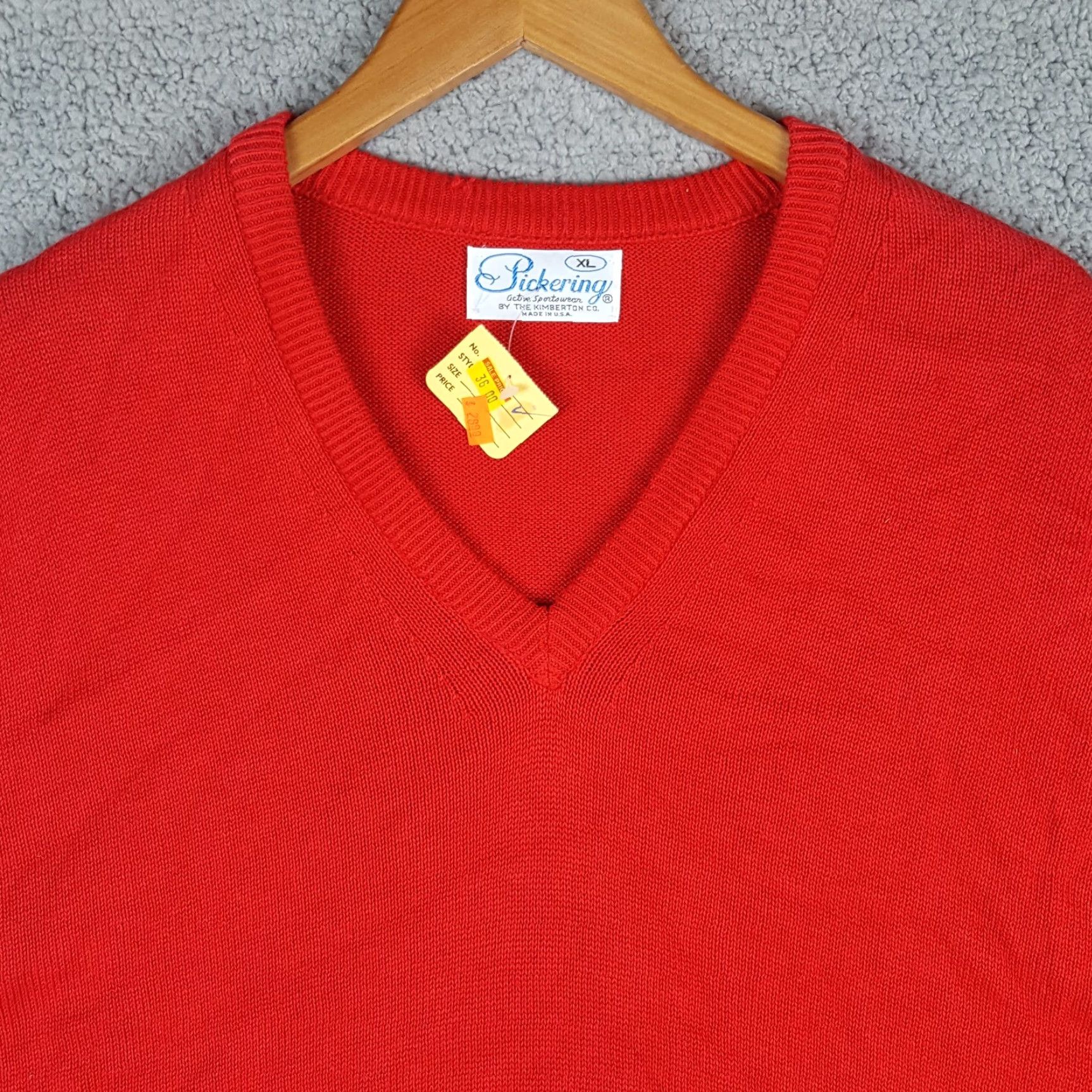 Vintage VINTAGE 80s Red Tight Knit Preppy V Neck Men's Size XL USA Made Pullover Sweater Vintage Size US XL / EU 56 / 4 - 2 Thumbnail